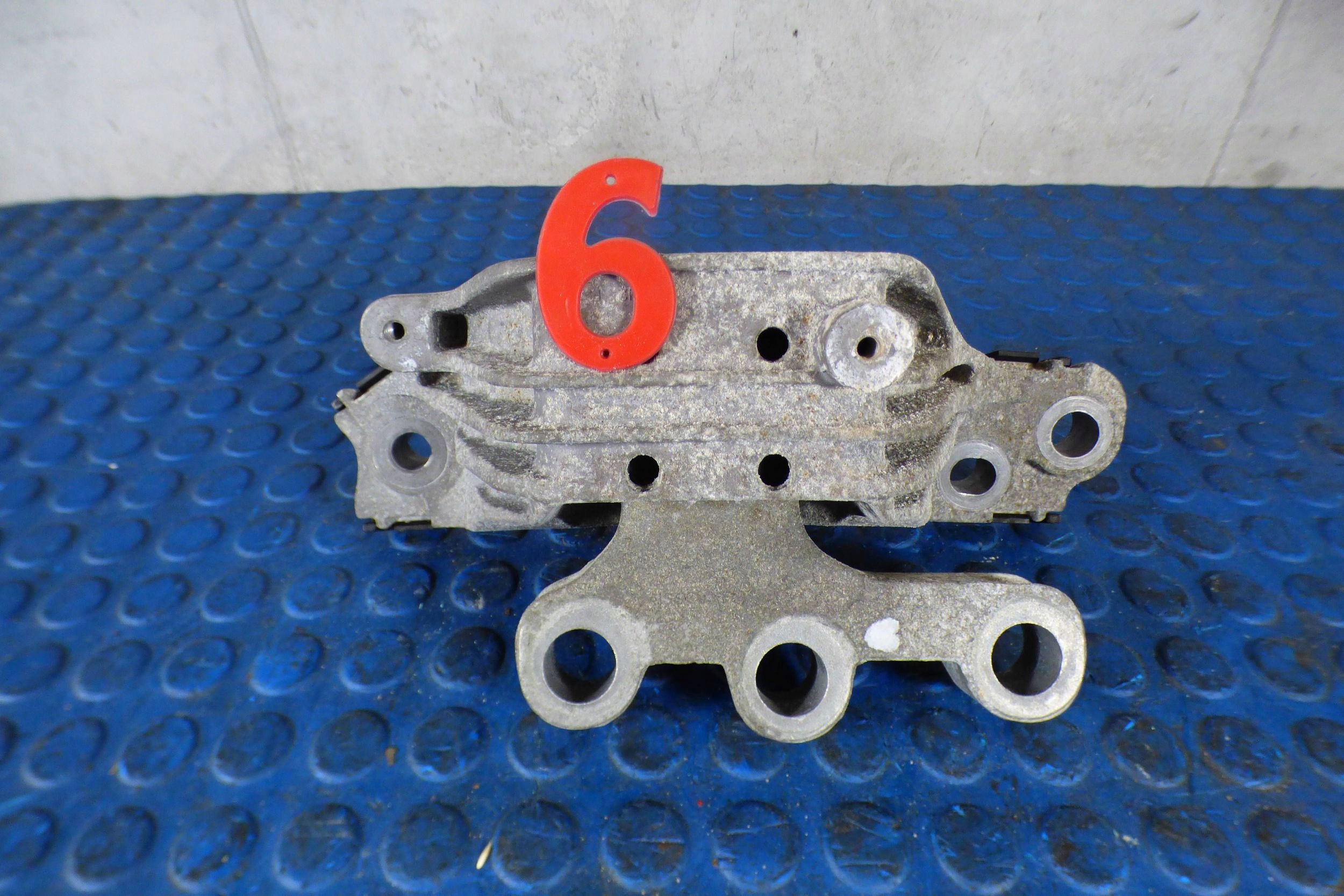 Opel Astra K V 1.5 CDTI engine mount 39193447 st.BDB