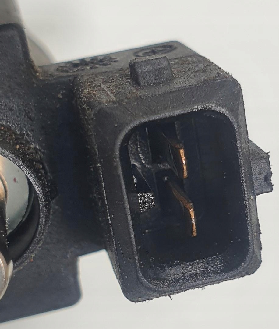 клапан давления opel Astra II g 2.0 T 55557806