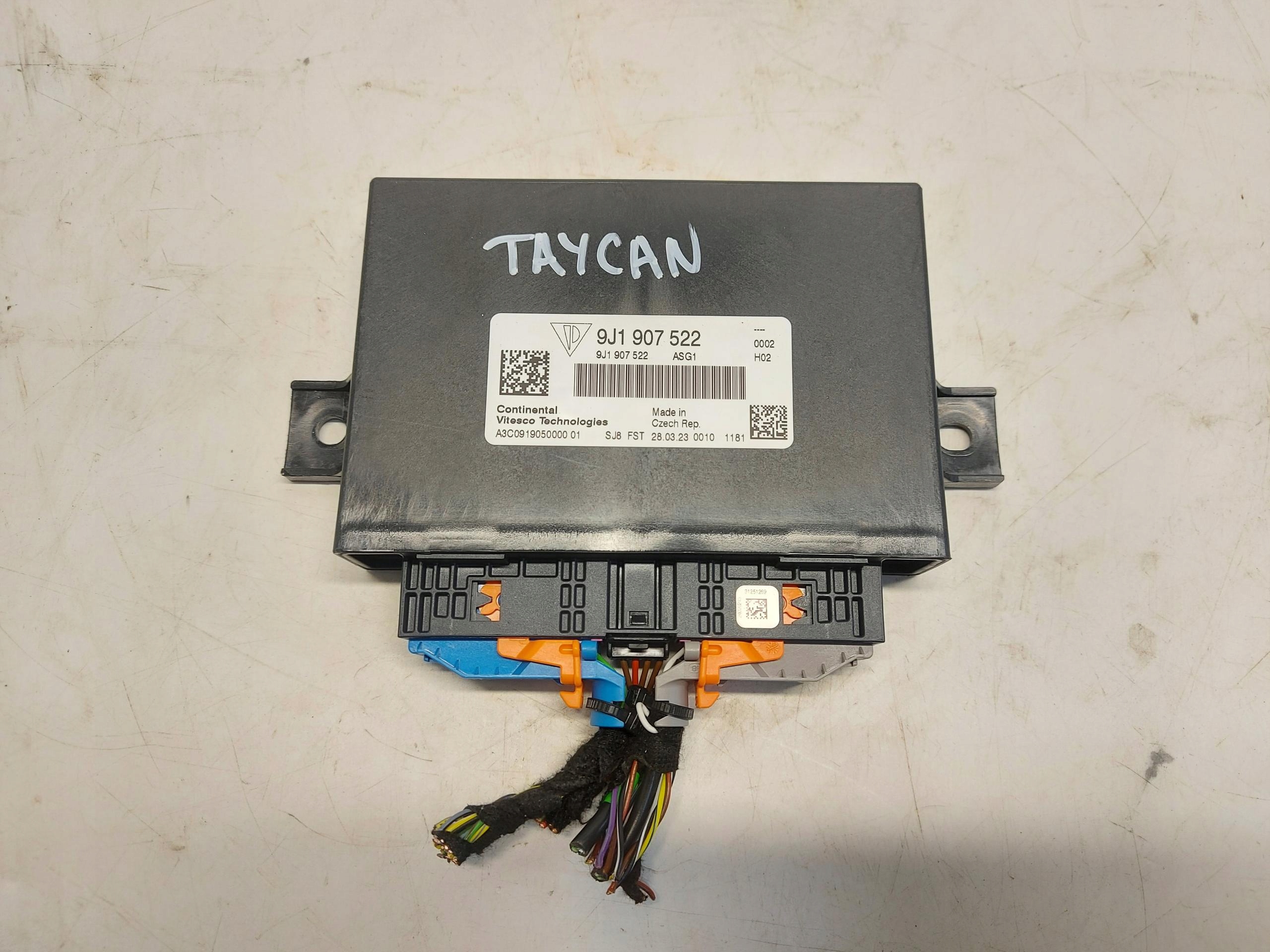 Porsche Taycan Cross Turismo control unit module transmission 9j1907522