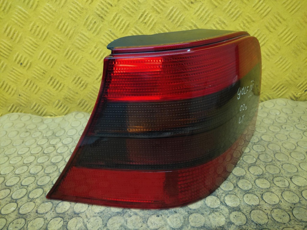 VW GOLF IV light left rear part 1J6945111S