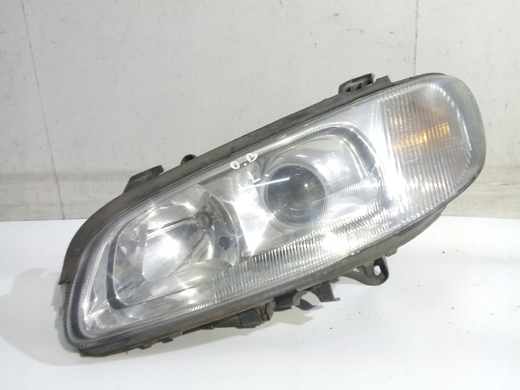 Opel Omega B light left front front xenon 1EL007950-21
