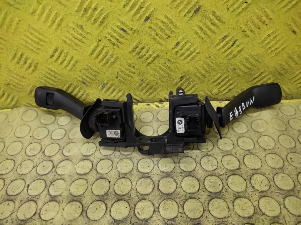 BMW E39 commande levier commodo sous volant