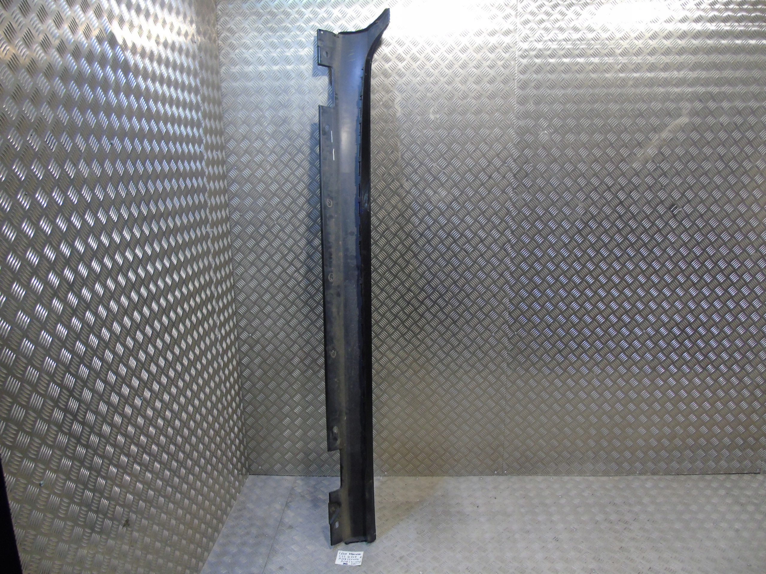 IDEALNA moulding threshold left MERCEDES CLS W218 1
