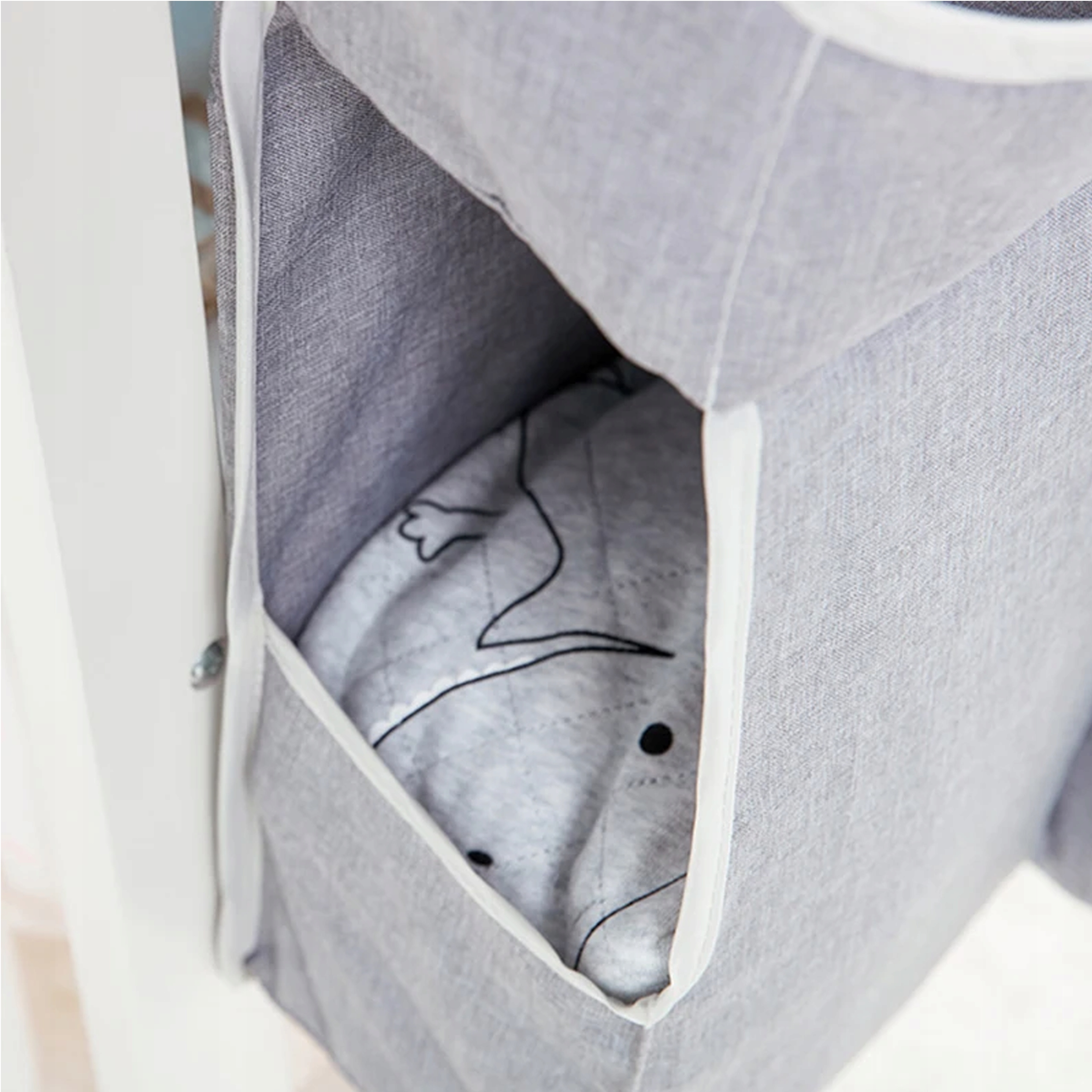 PRZYBORNIK DO ŁÓŻECZKA ORGANIZER NA ŁÓŻECZKO 7 KOMOROWY NA PIELUCHY BUTELKĘ Marka inna marka