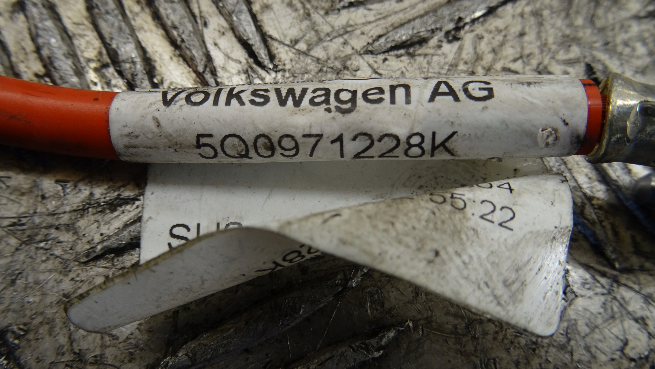 Klemme AKUMULATORA VW GOLF VII 5Q0971228K nr M201