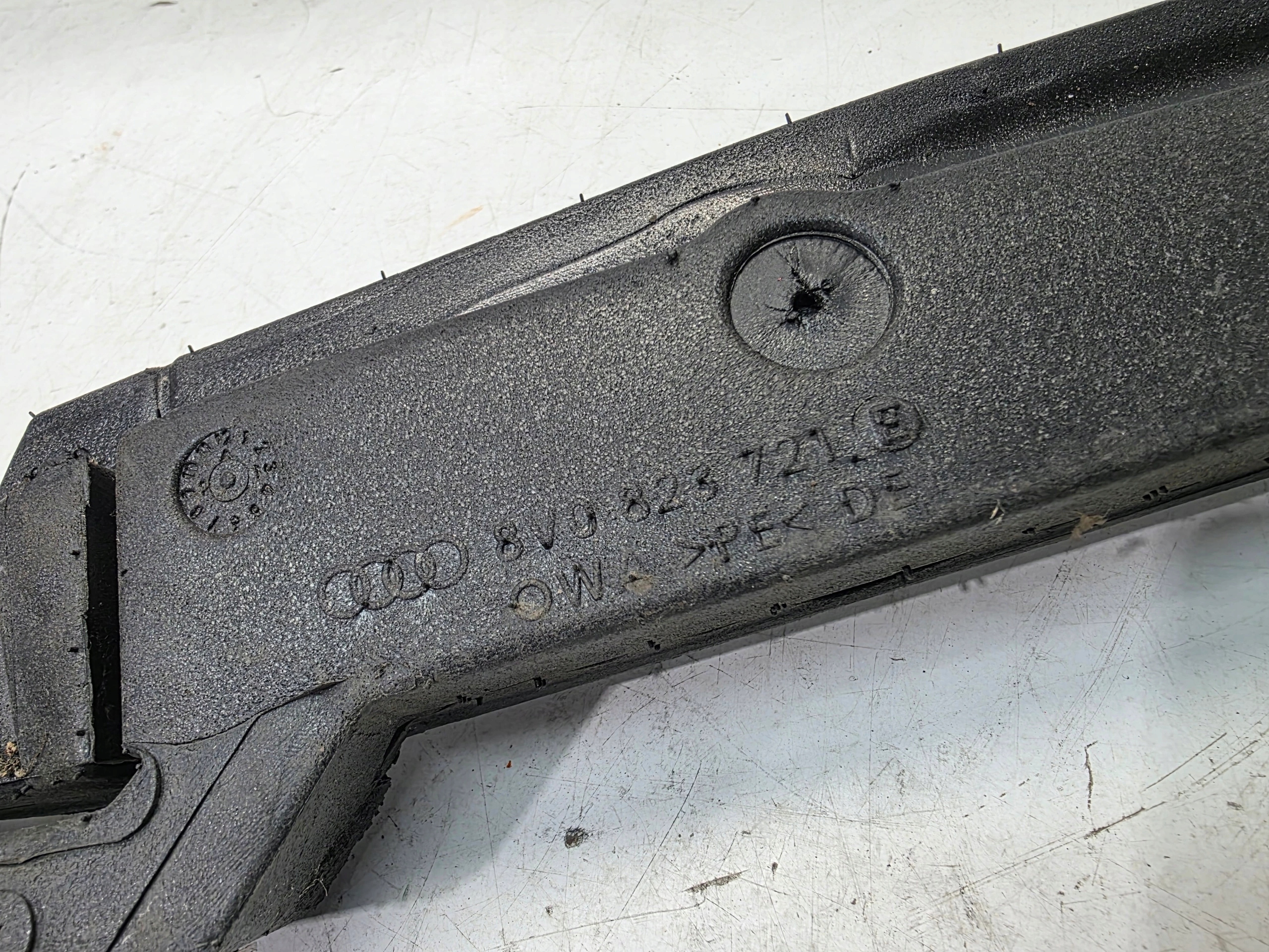 Insonorisation Aile Gauche AUDI A3 8V 8V0823721E