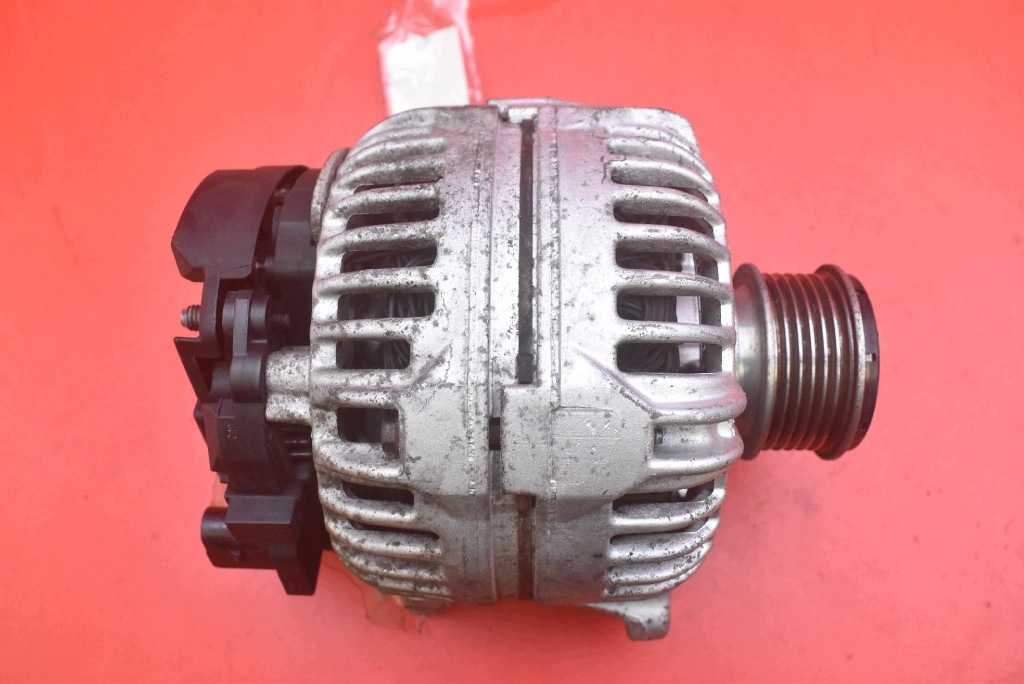 alternator 06F903023F VW JETTA 5 V 1.9 TDI 105 KM 05-11