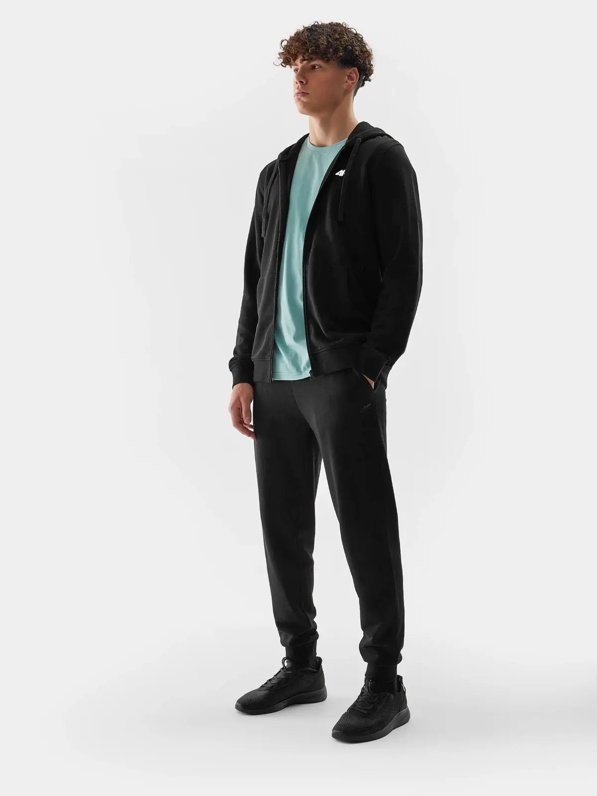 BLUZA MĘSKA 4F ROZPINANA Z KAPTUREM SPORTOWA BAWEŁNA LIMITOWANA W23T1283 Materiał dominujący bawełna