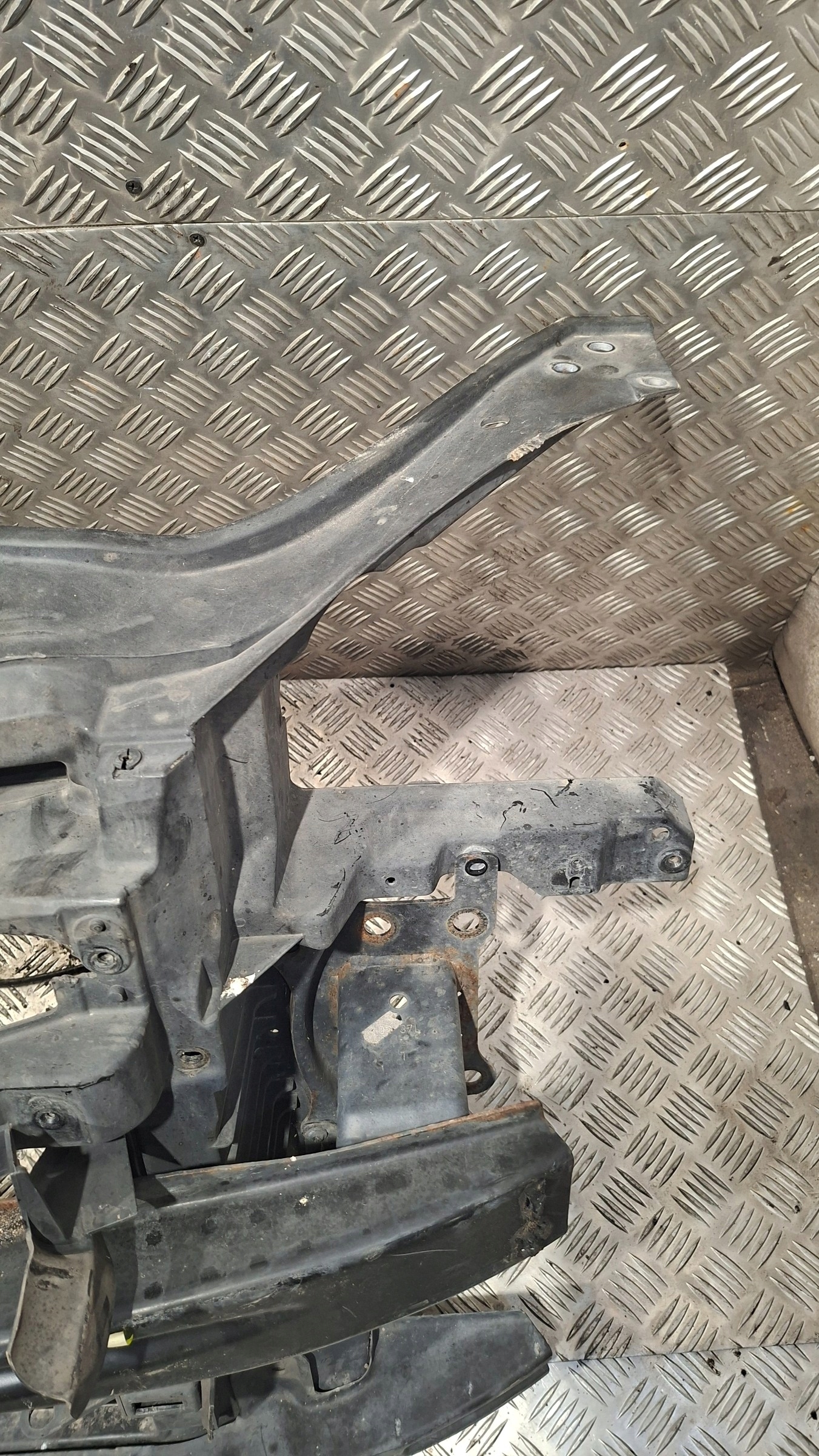 support panel for radiators VW GOLF V 1.9TDI