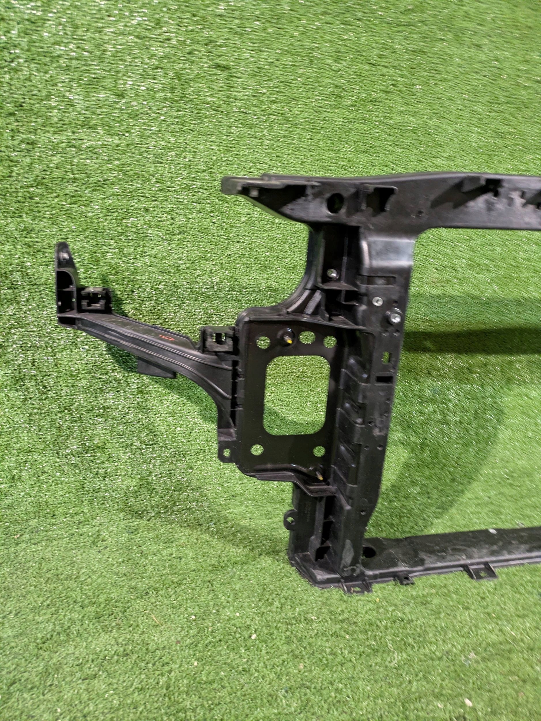 support panel for radiators front pillar iron HYUNDAI I30 III 17- NR.548