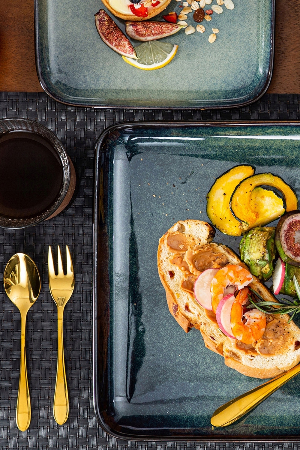 Zastawa Stołowa Dla 4 Osób ZESTAW Obiadowy WYJĄTKOWO PIĘKNE TALERZE Liczba elementów w zestawie 16