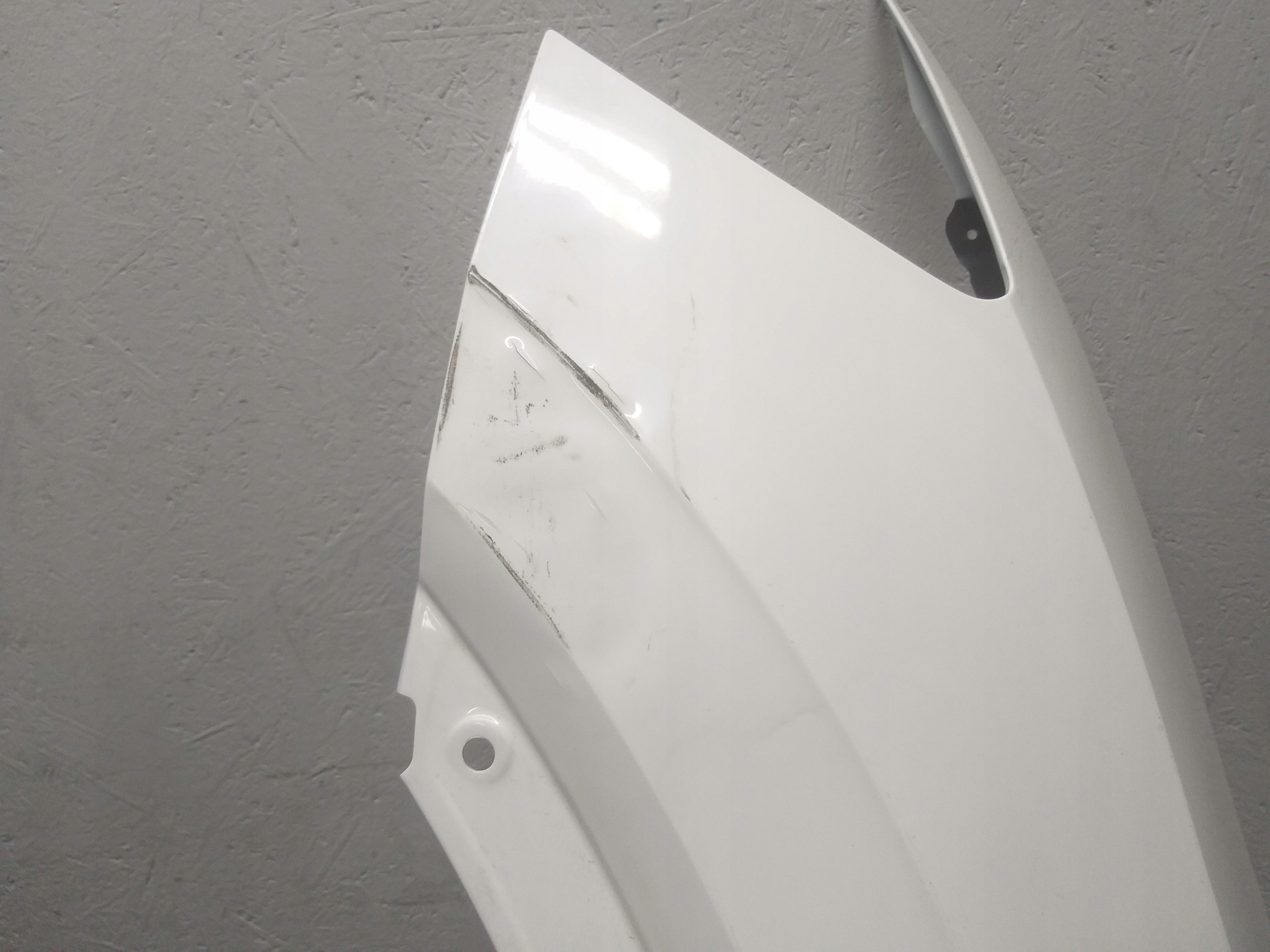 fender front left AUDI Q2