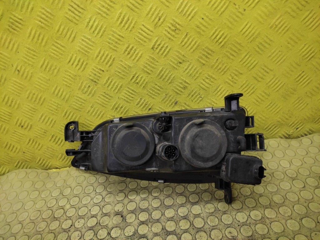OPEL VECTRA B REFLEKTOR light right front