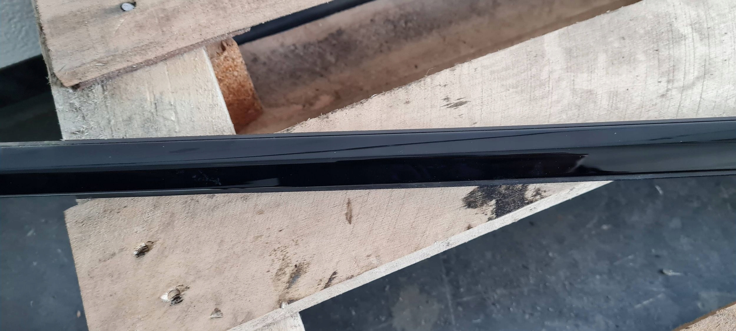 A6 C8 4K moulding ZGARNAJACA door left left front SLINE black 4K0837475A