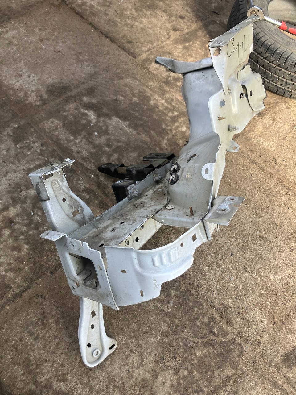 quarter quarter left front CITROEN C3 III EWP EWPB #11