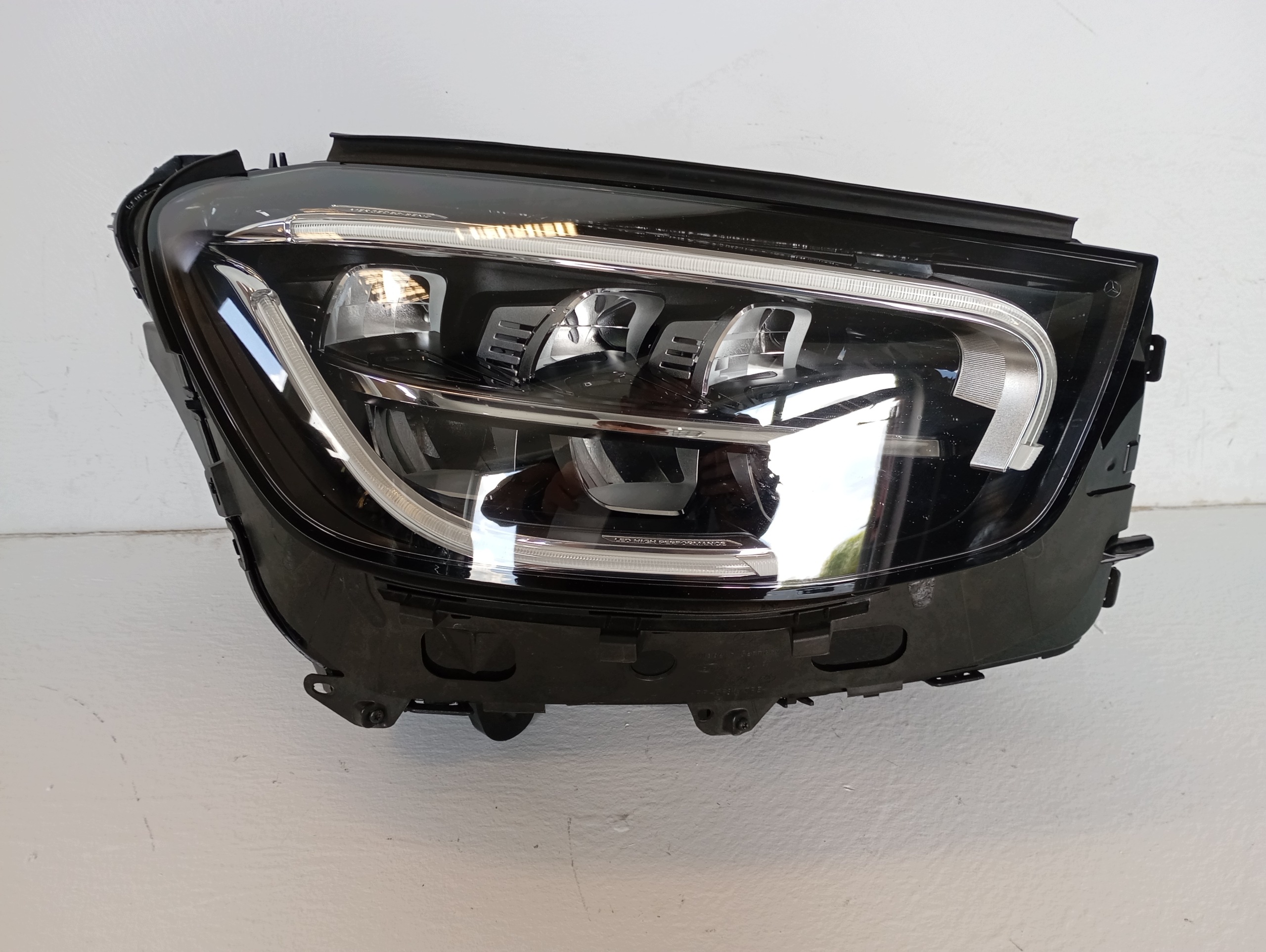 light right front MERCEDES GLC 253 FULL LED A253906403