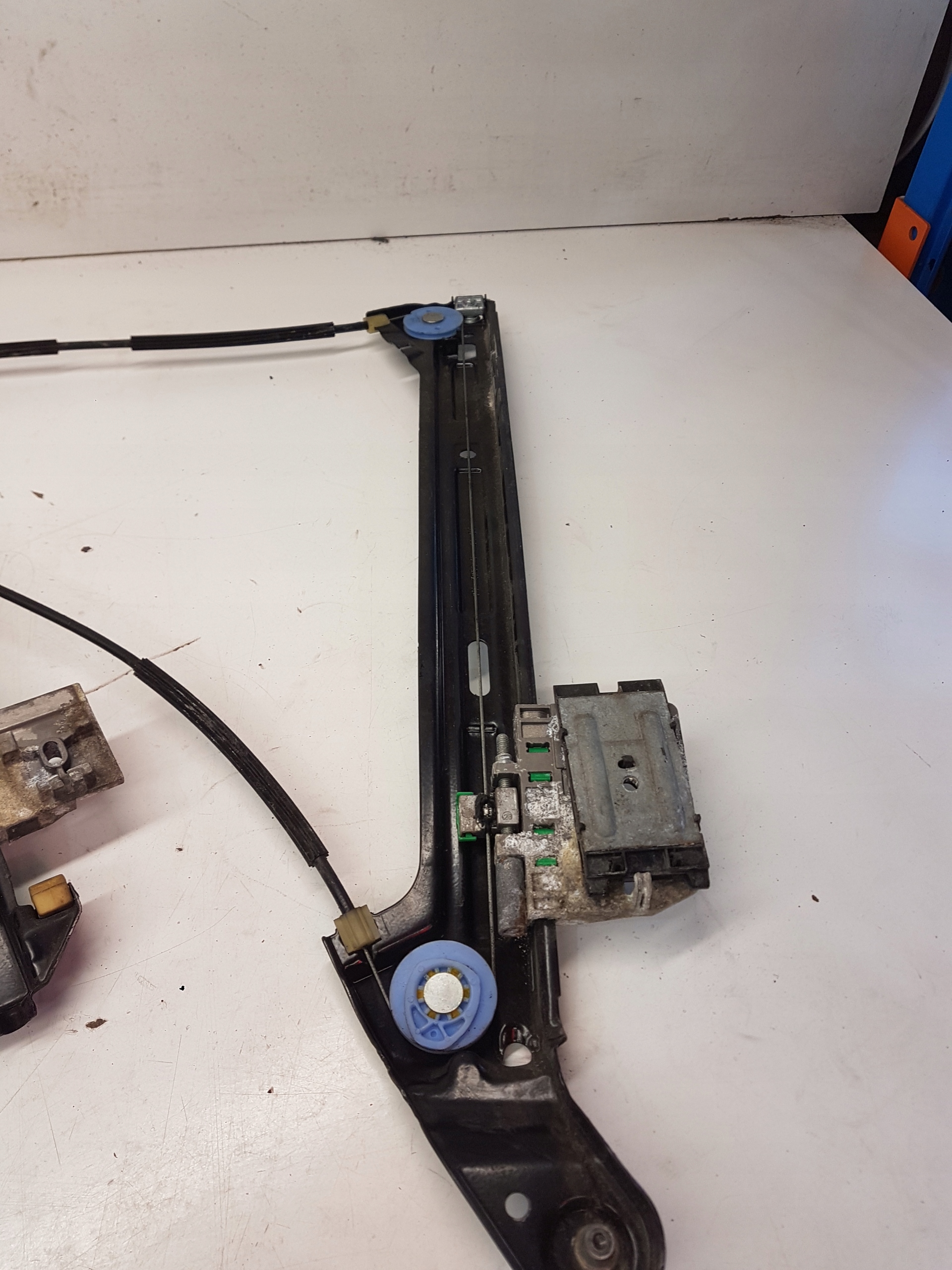mechanism windows left front AUDI A7 4G8837461A