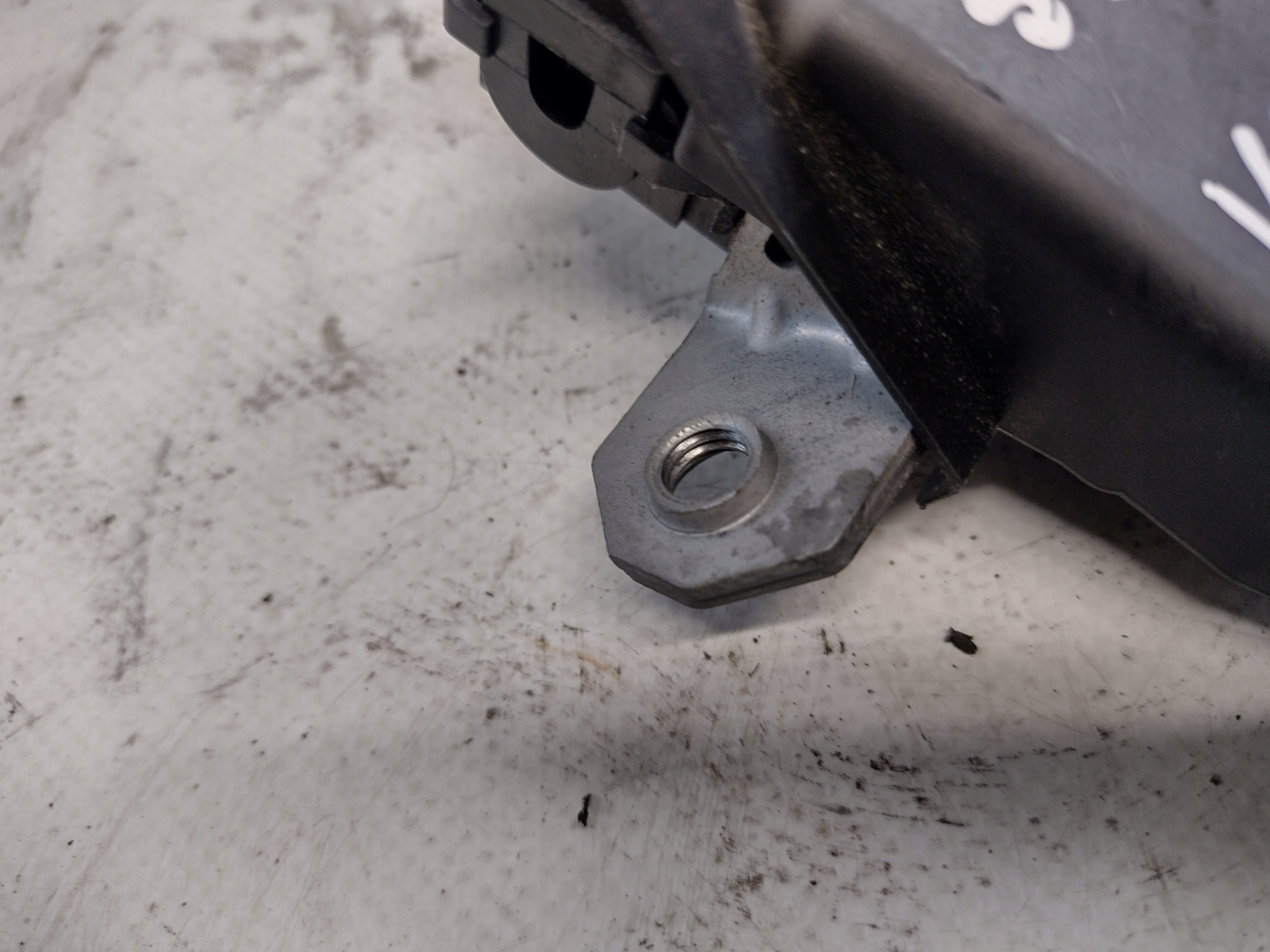lock bonnet boot Ford Focus C-Max