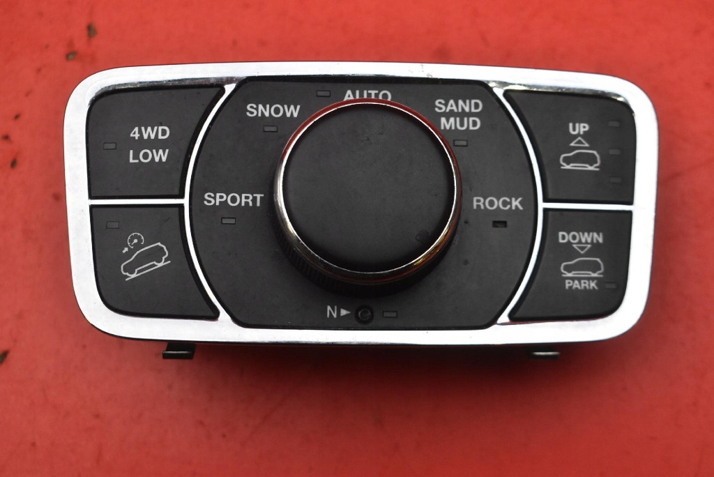 control panel springing P56046233AD JEEP GRAND CHEROKEE 4 IV WK2 10-14