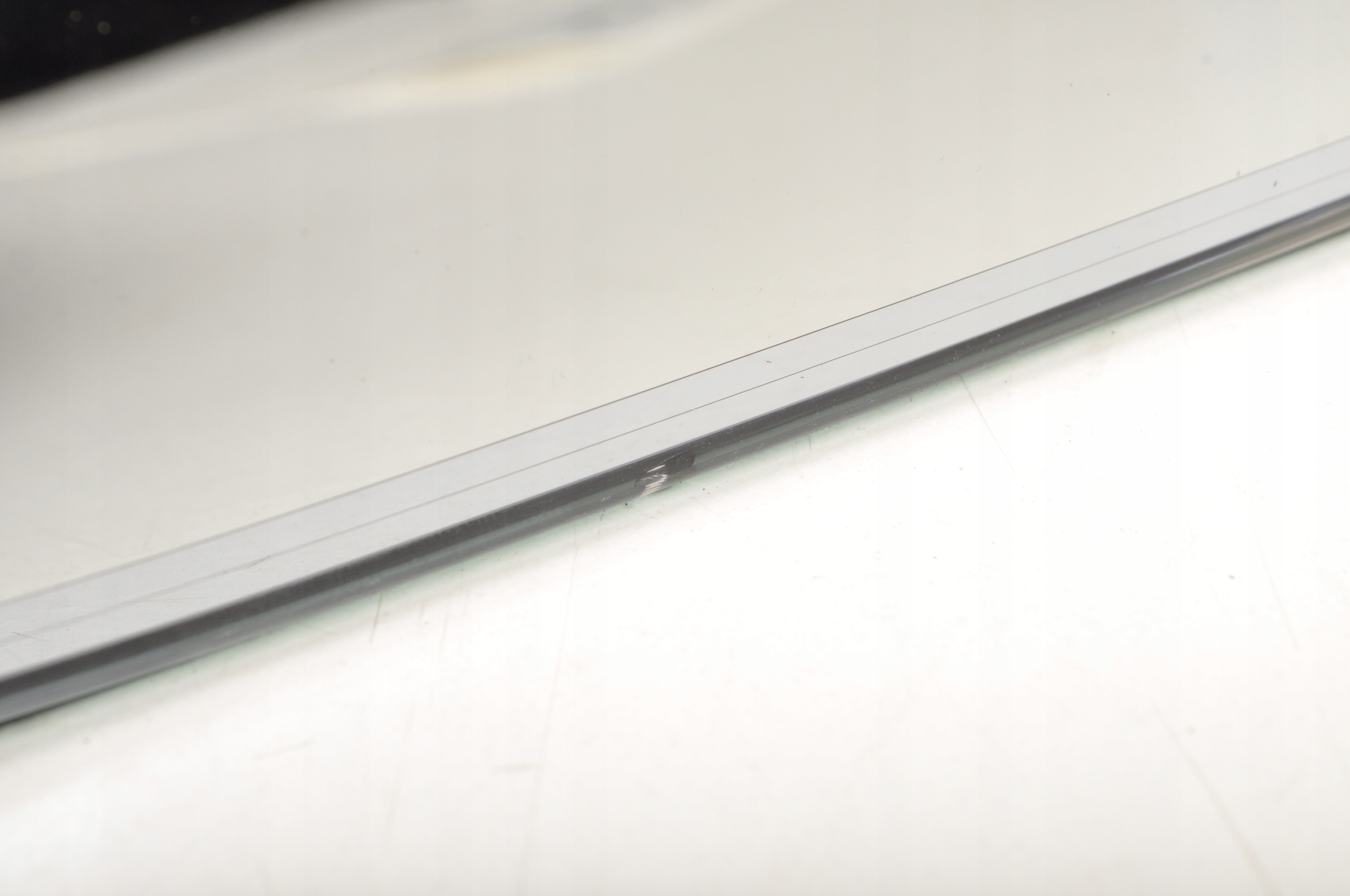 VOLVO XC60 I LUSTERKO WEWNETRZNE COFANIA LIFT Part number 31402729