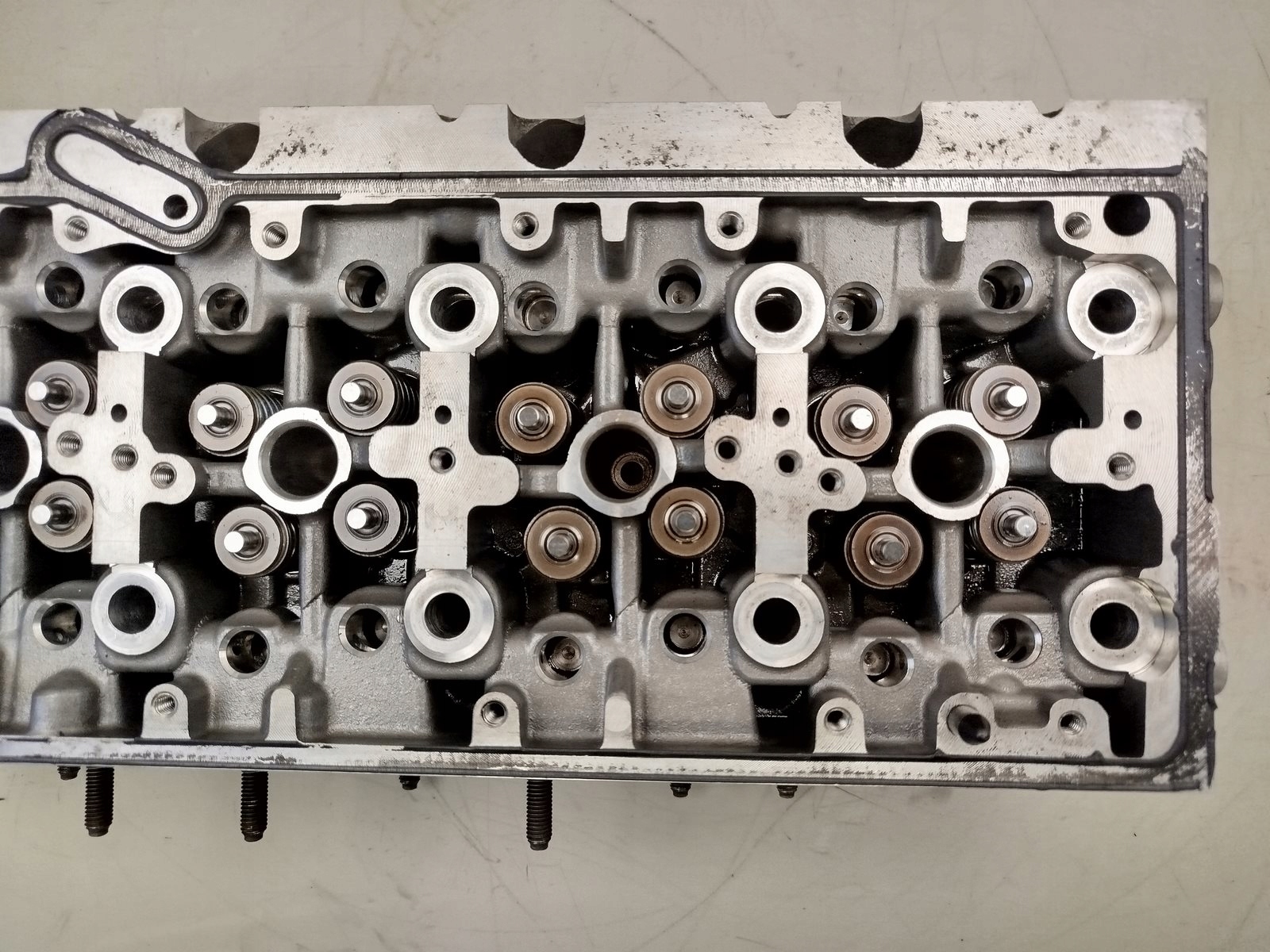 testata motore VWAG 04L103373E 2.0 TDI DET