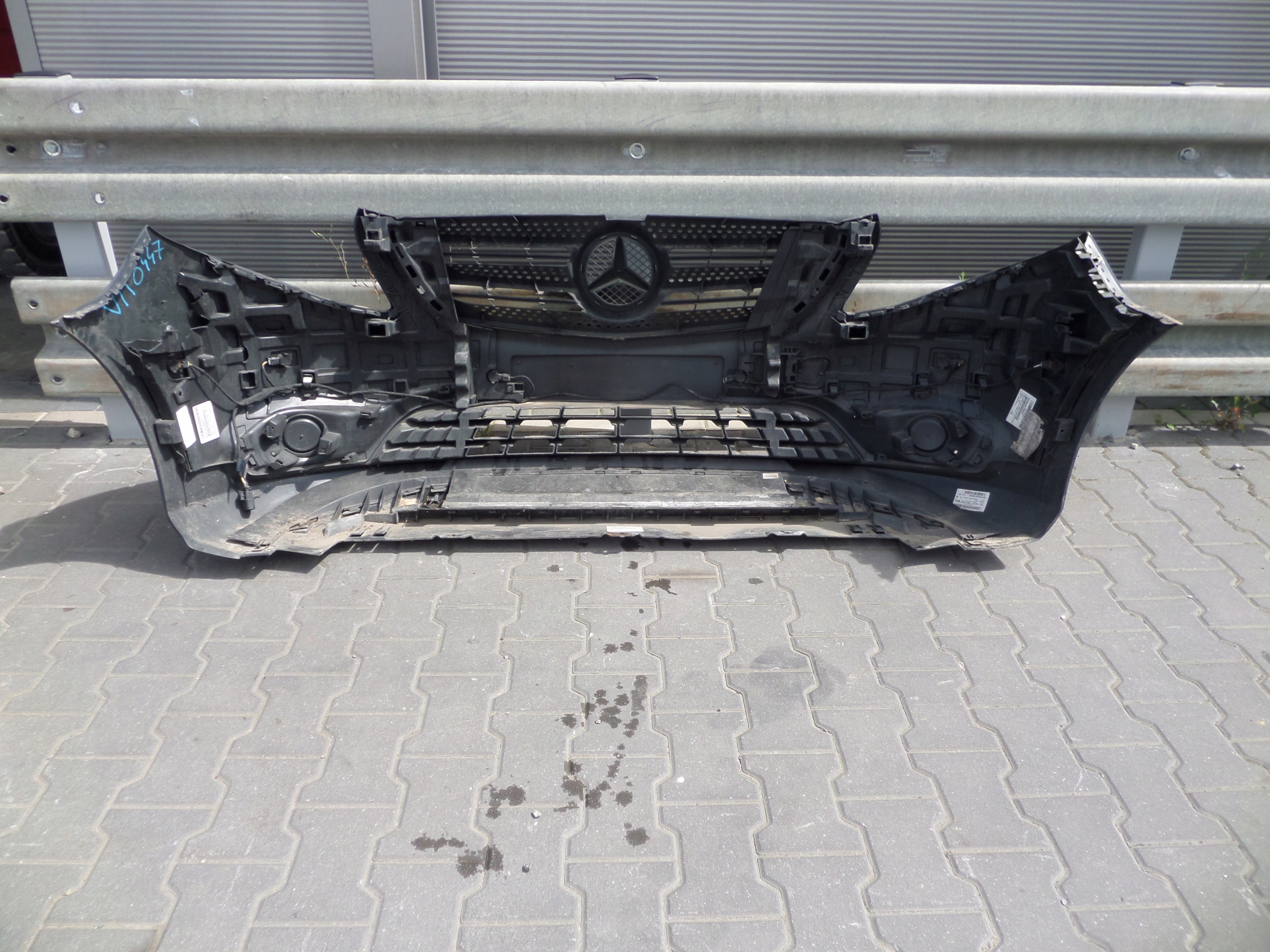 MERCEDES VITO III 3 W447 14-24 bumper front front PDC