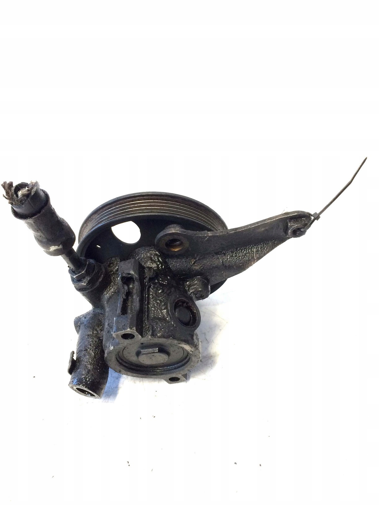 Pompe direction assistée SAAB 9000 8956914