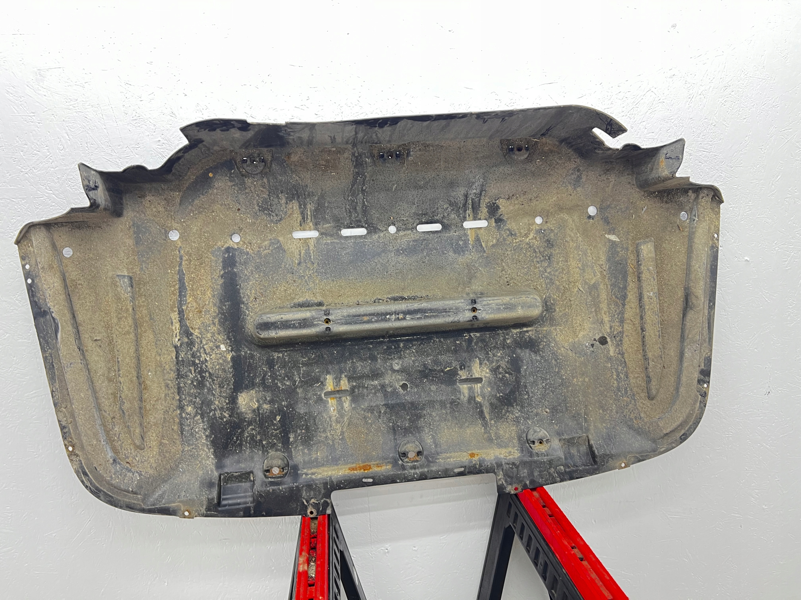 VW PASSAT B7 cover below CNG 3AA201974