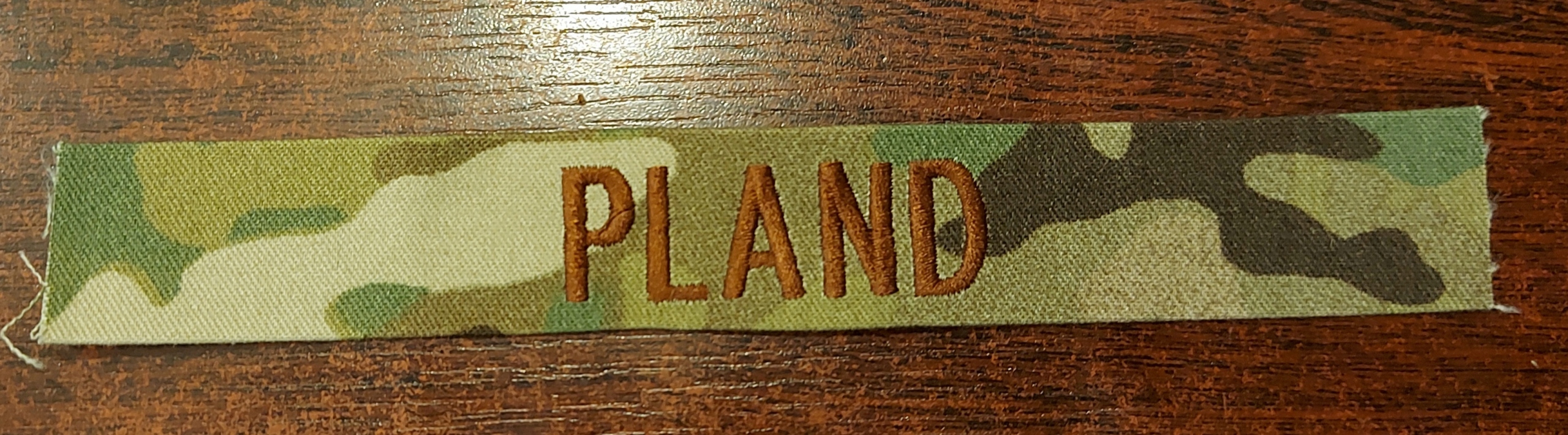 Haft na Multicam Napis (pland)