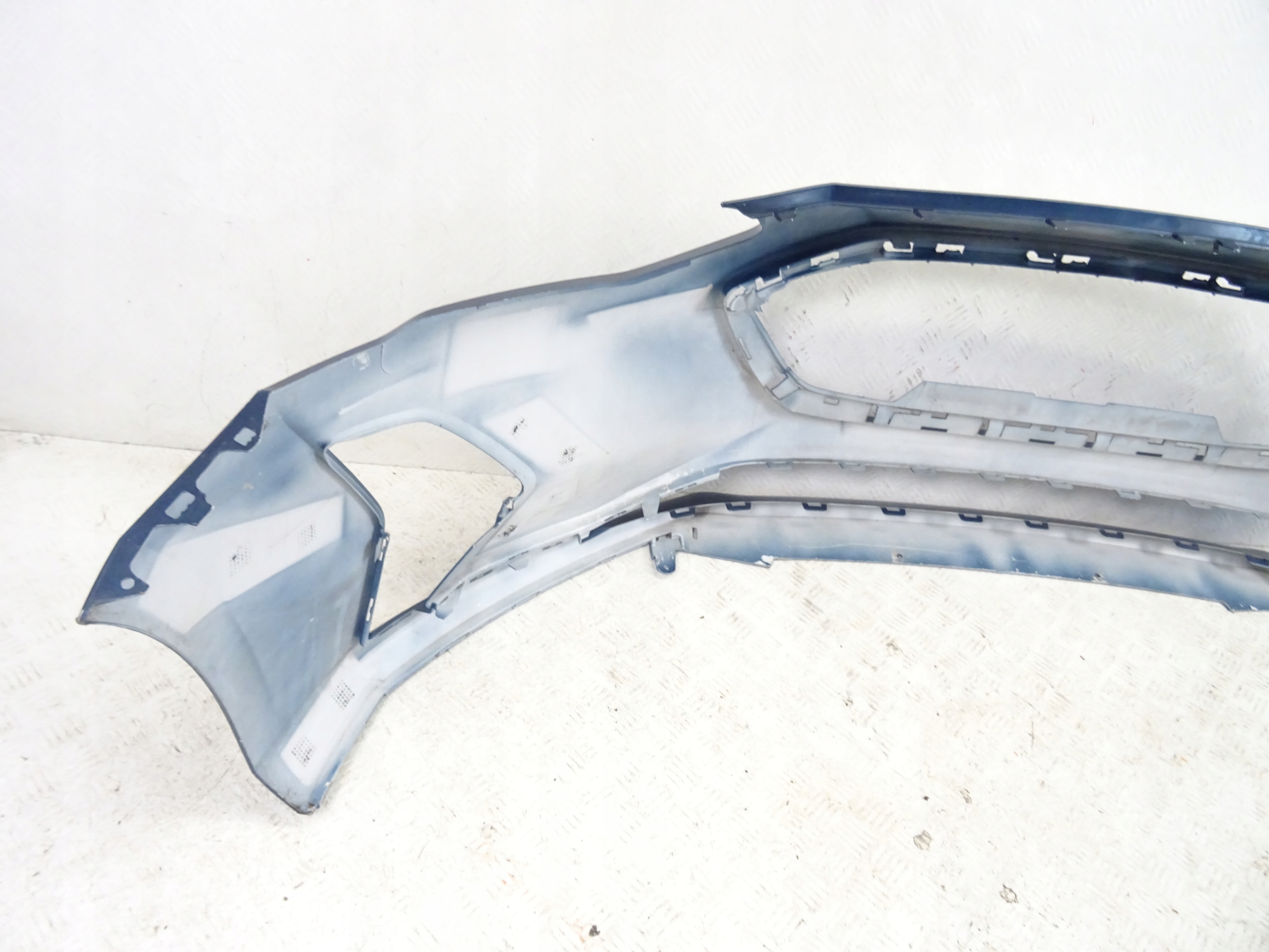 FORD FOCUS MK4 4 nárazník předek přední