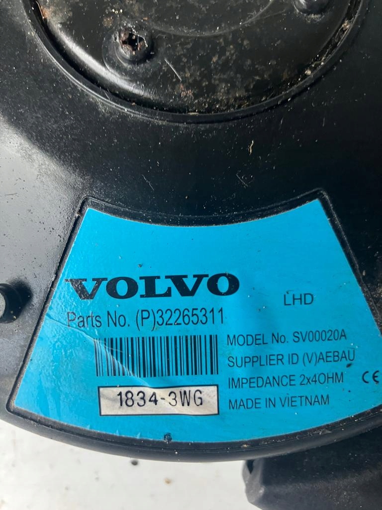 speaker SUBWOOFER VOLVO XC40 32265311