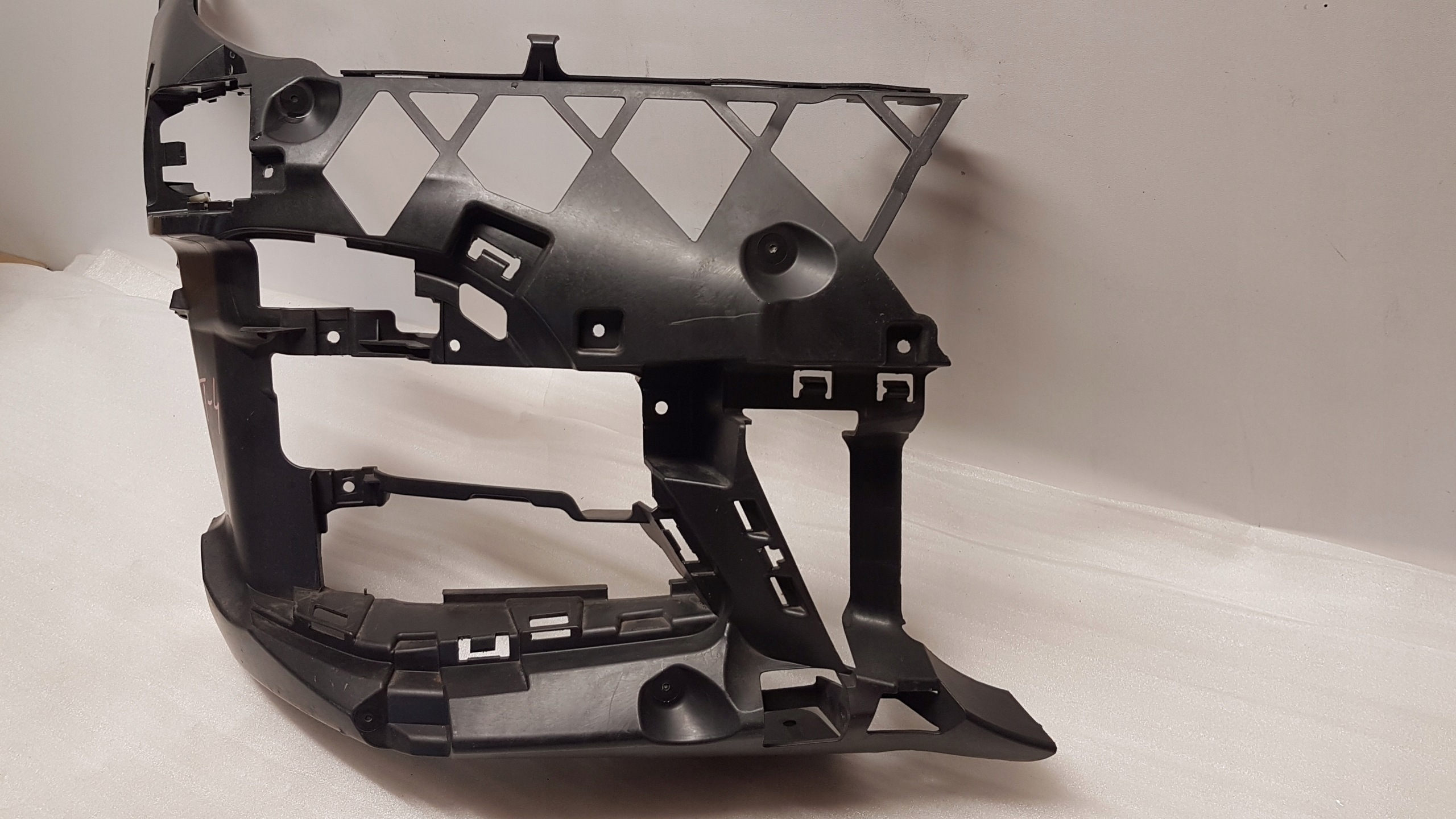 support holder of a bumper right front BMW 3 G20 G21 m-packet 8069348