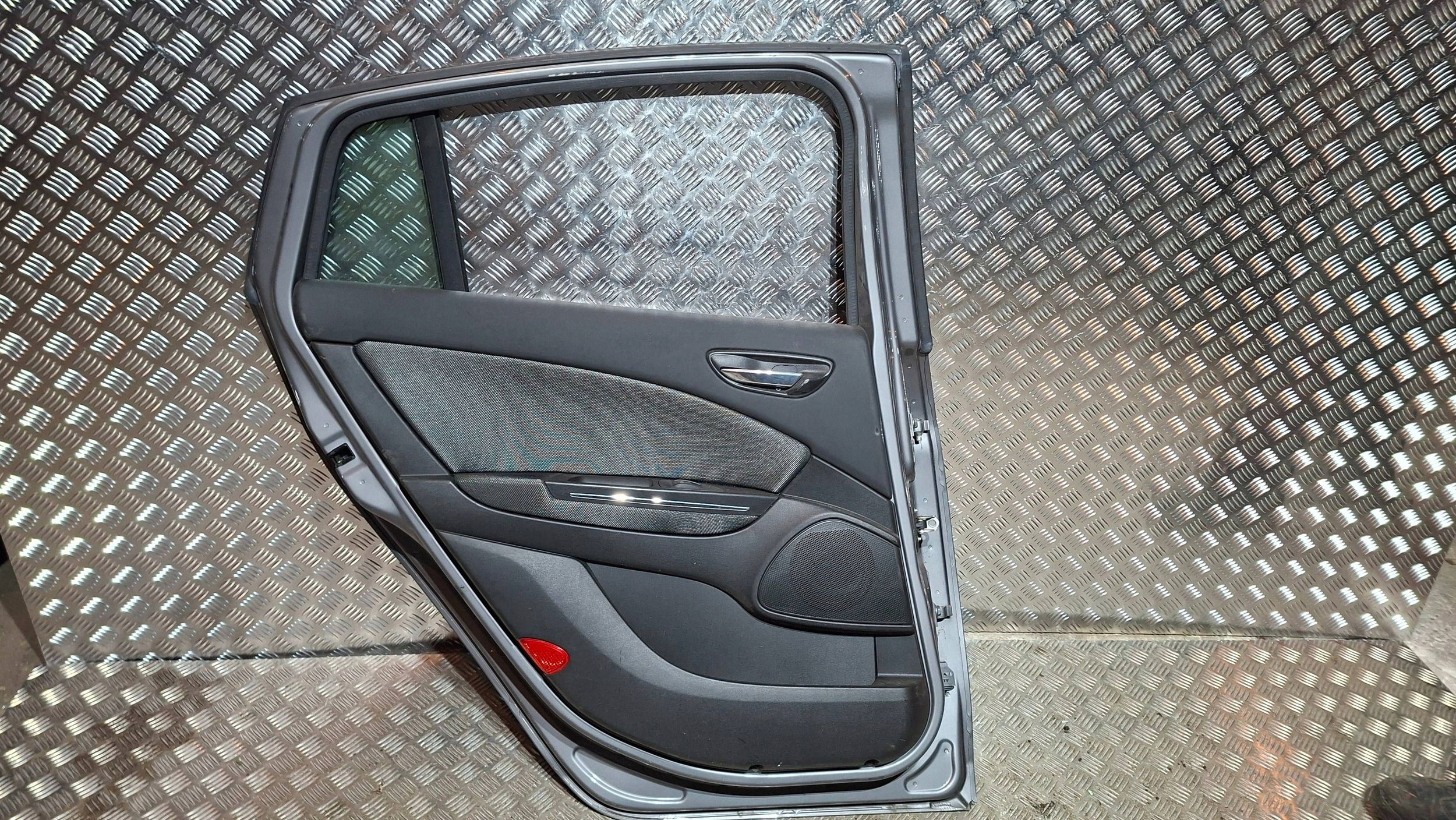 Tür links heck FIAT BRAVO II 2007