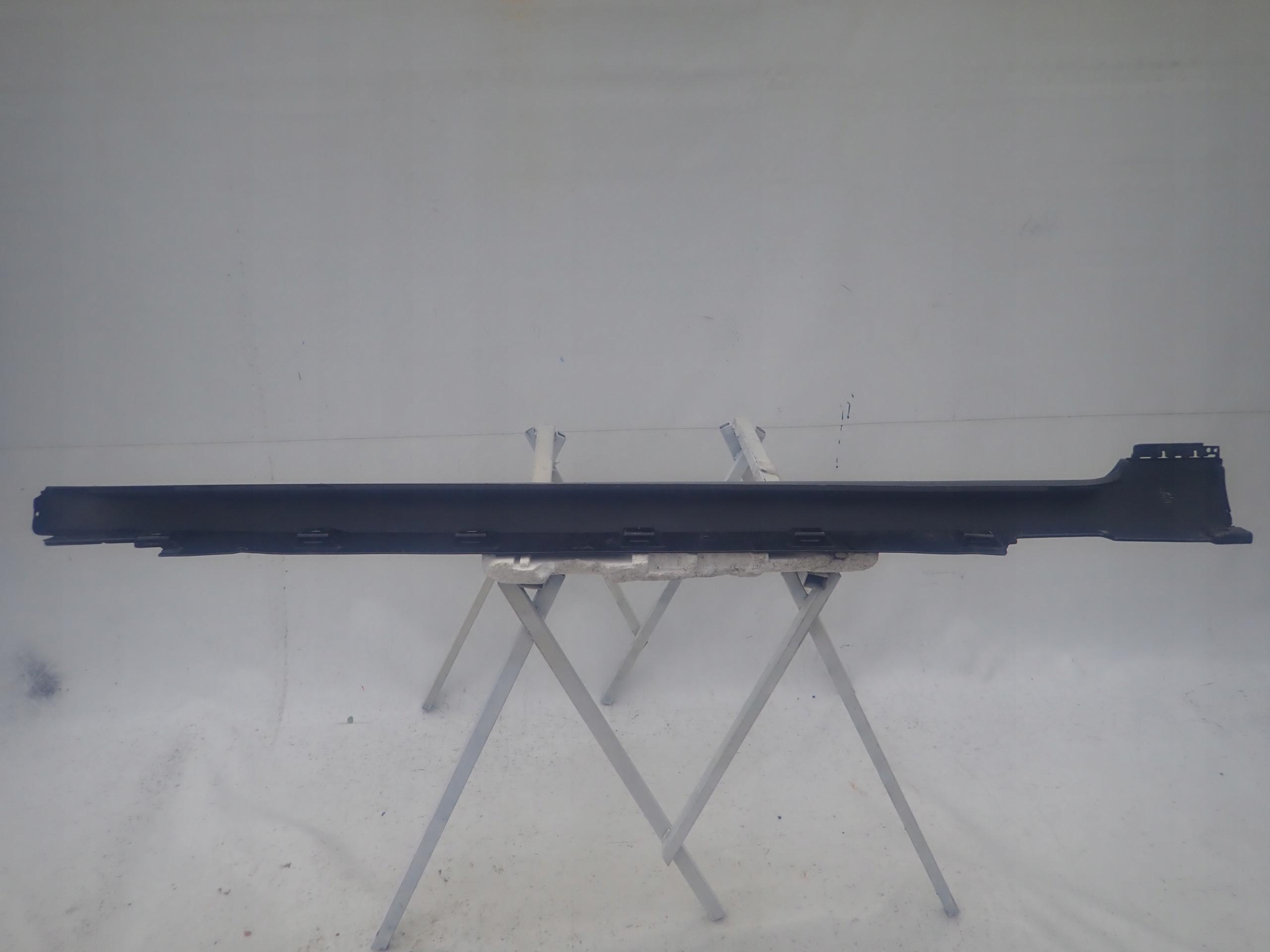 VW PASSAT B8 14- threshold right moulding threshold right