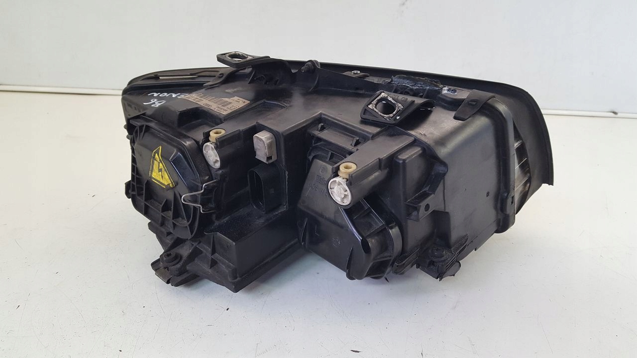 light front front left xenon Audi A4 B6
