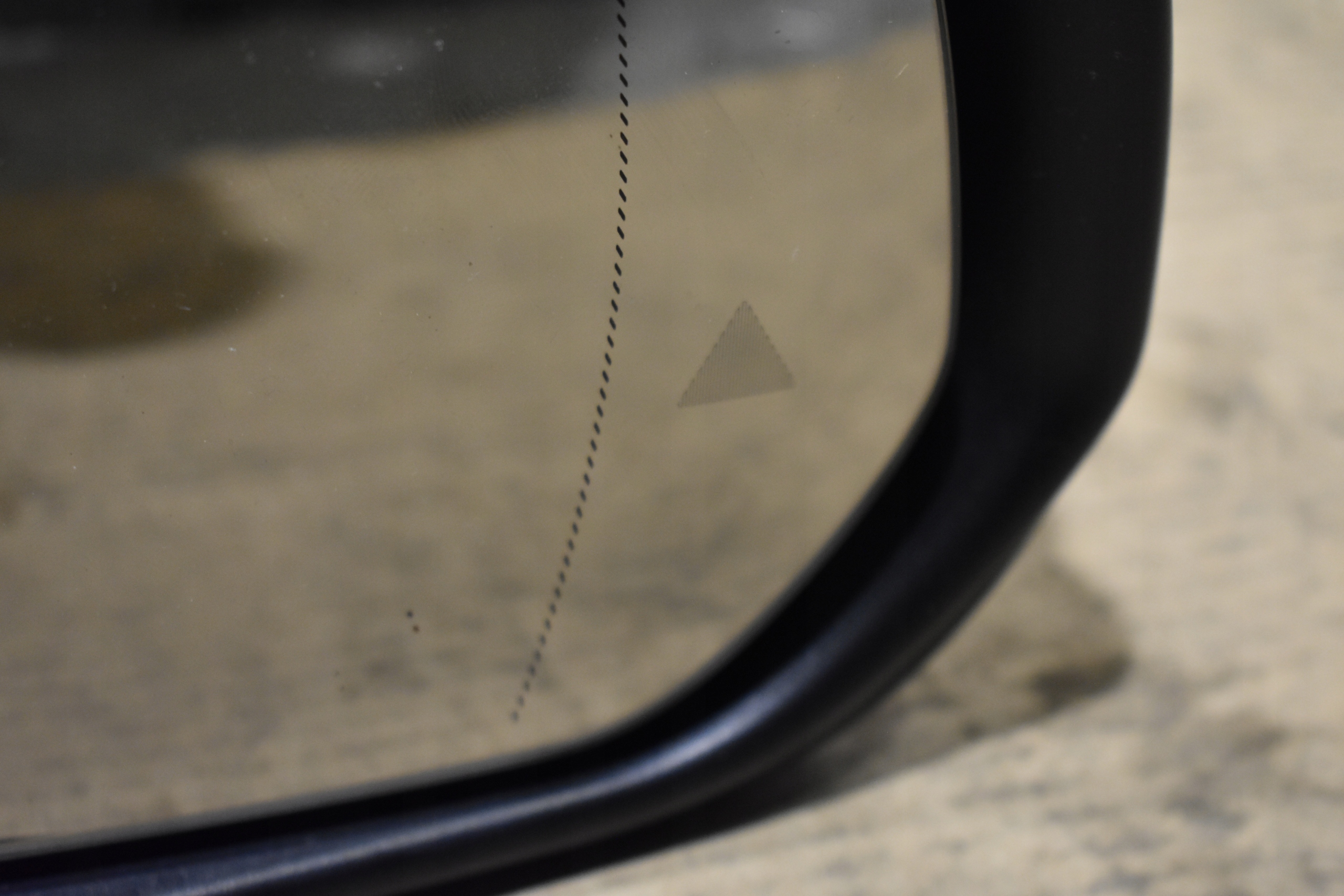 IDEALNE mirror right ASYSTENT MERCEDES W167 SUV 1