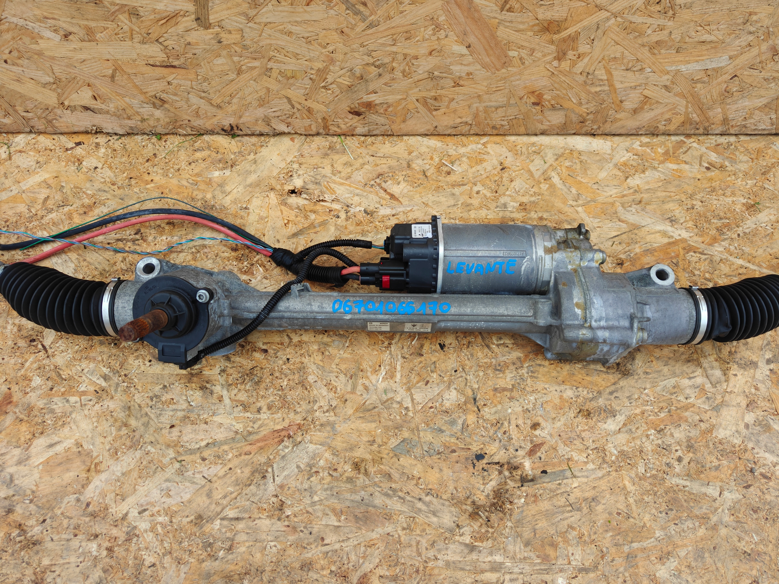 control drag rod servo steering MASERATI LEVANTE M161 06701066170