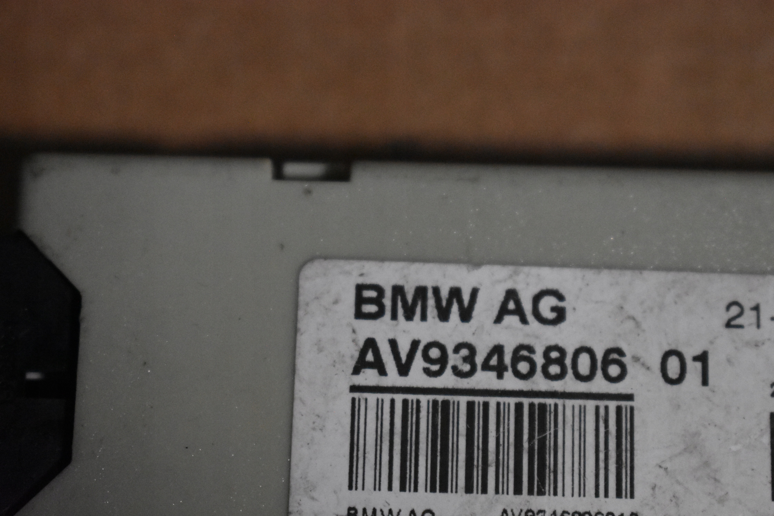 IDEALNY AMPLIFICATORE ANTENY BMW 1 9