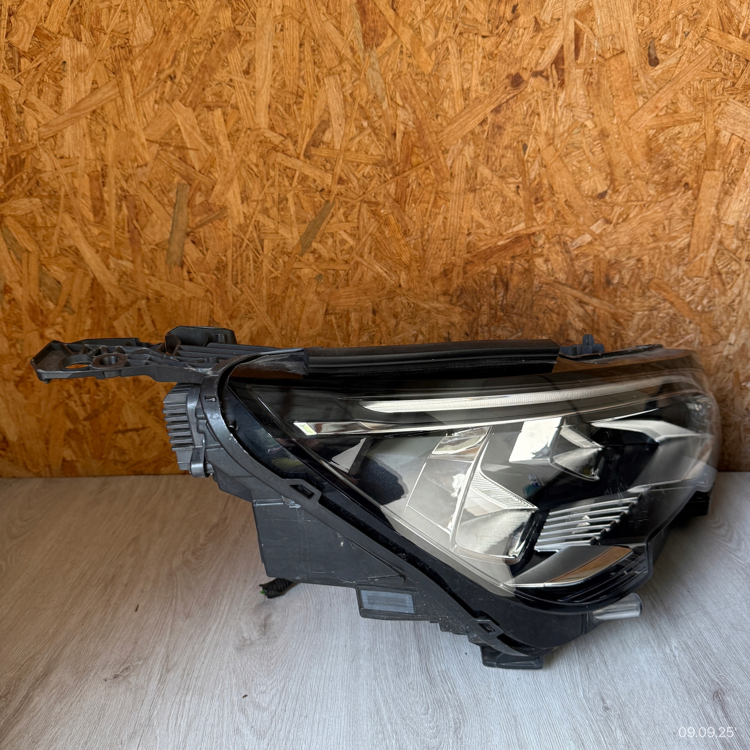 light left right lights front KOMPLET PEUGEOT 3008 II POLEROWANIE