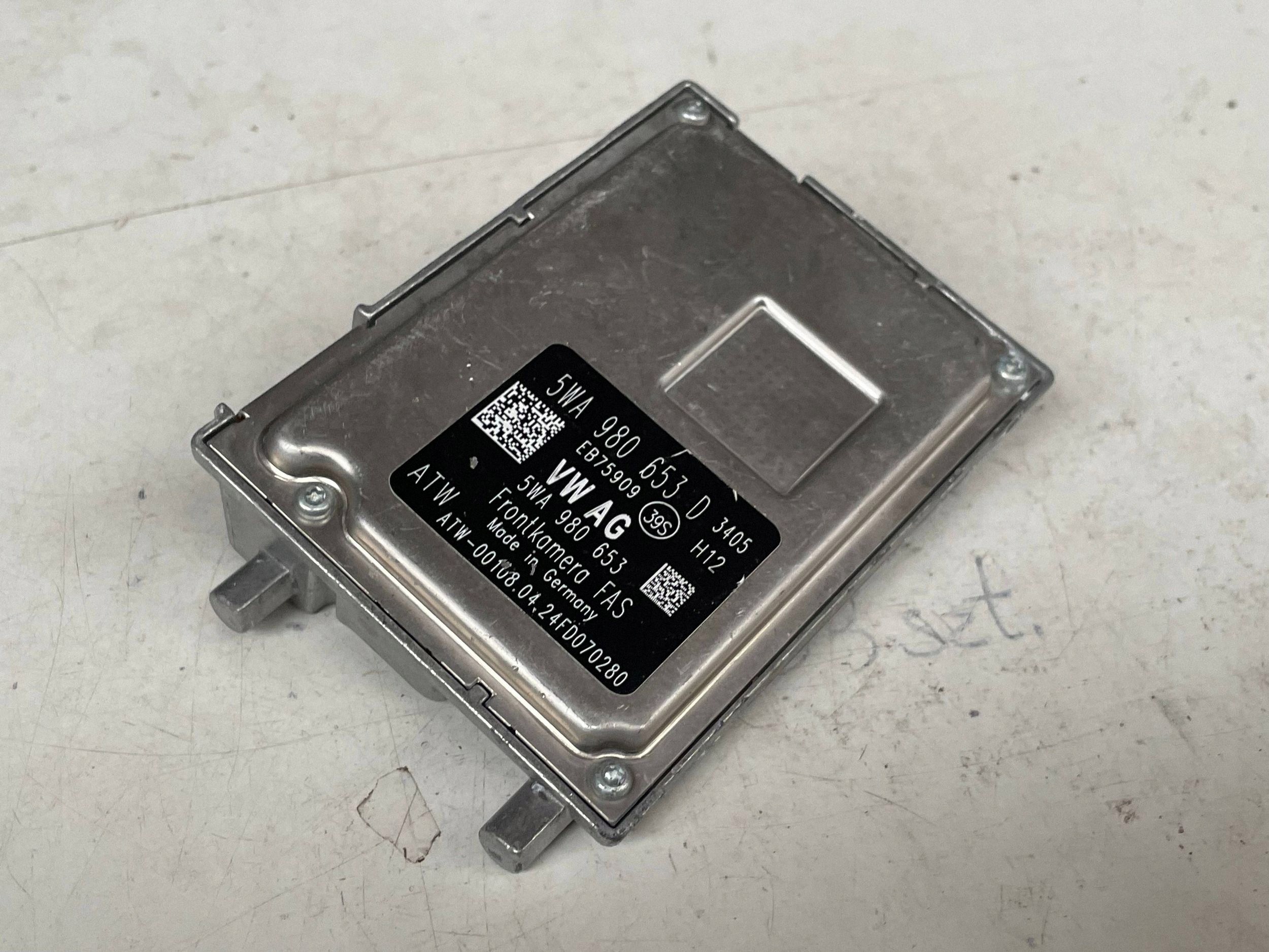 KAMERA PRZEDNIEJ windows (ADAS) CUPRA LEON 5WA980653D @M