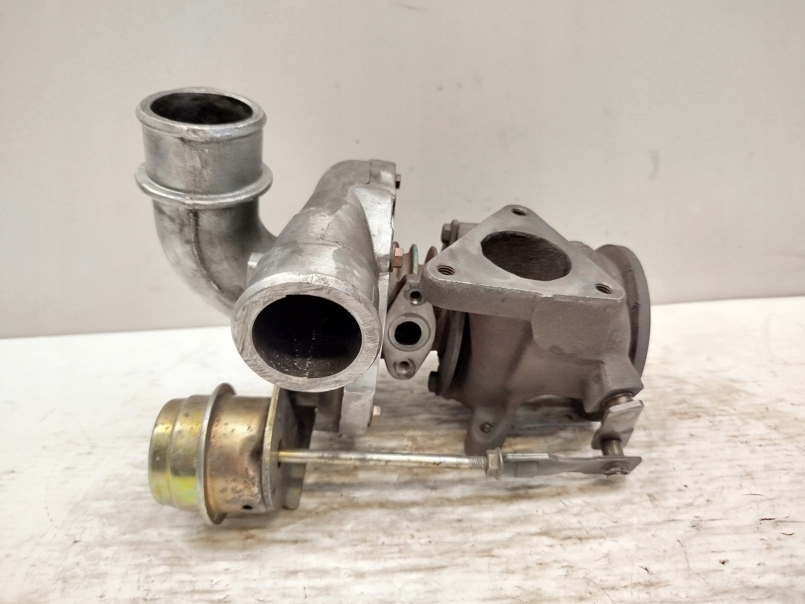 turbo 2,2 CDI Mercedes Vito 6110960299