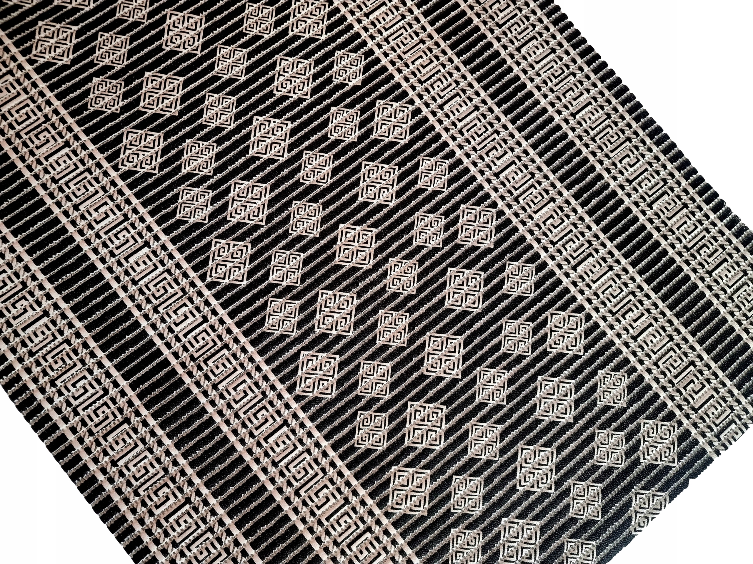 MATA ANTYPOŚLIZGOWA ŁAZIENKOWA NA WYMIAR METRY