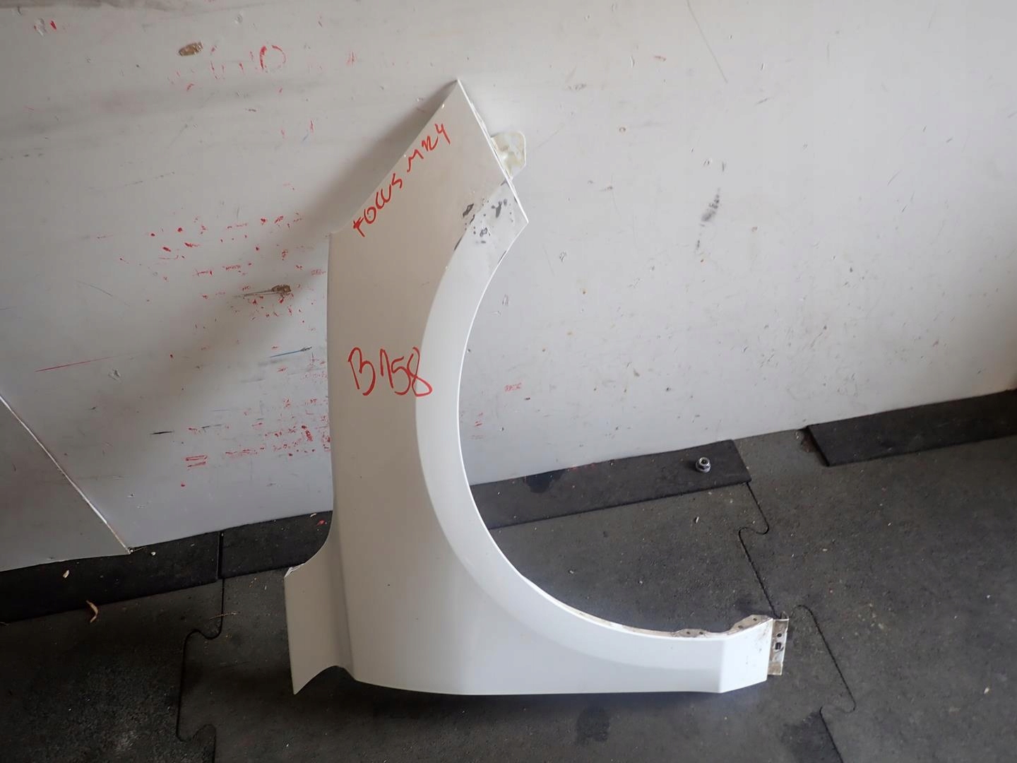 fender front front right FORD FOCUS MK4 2018