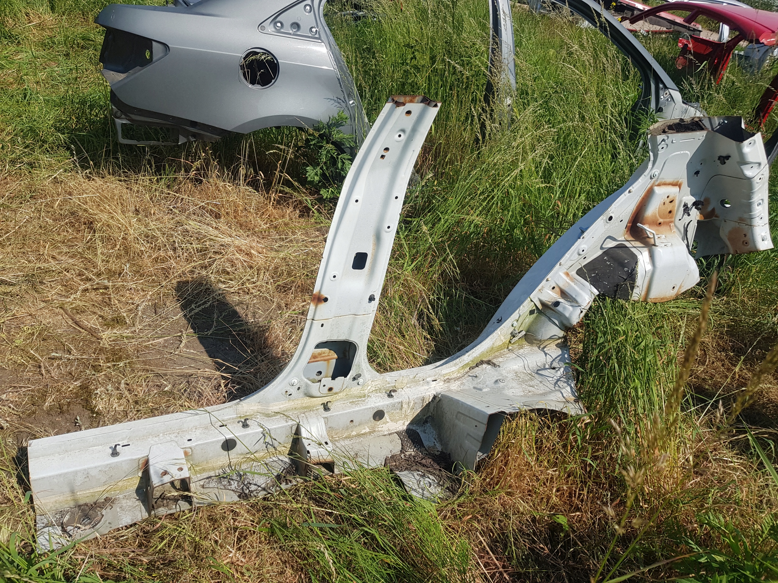 HYUNDAI I20 II 5D quarter fender right rear part threshold 2014