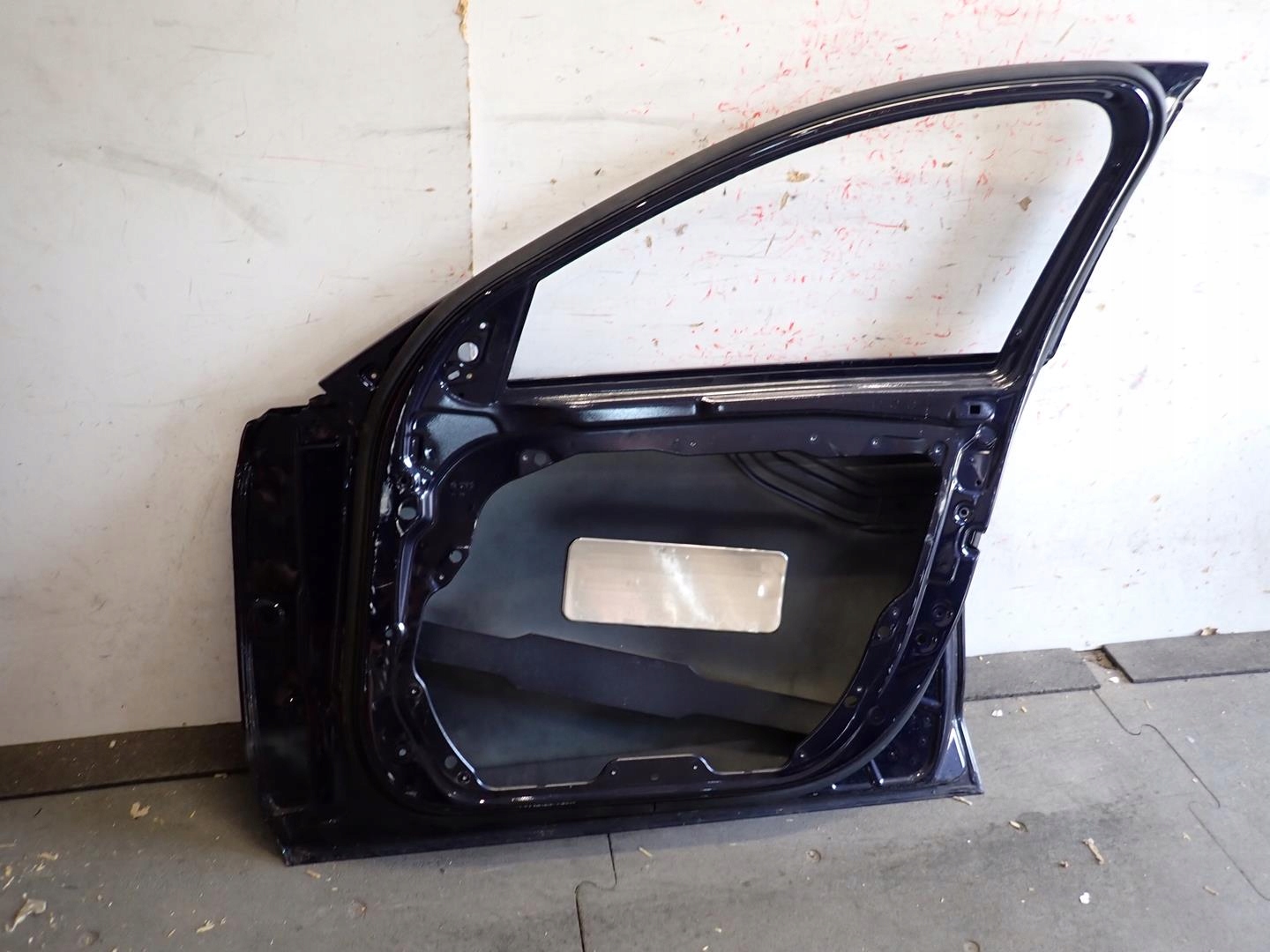 door front front right MERCEDES C-KLASA W205 2014