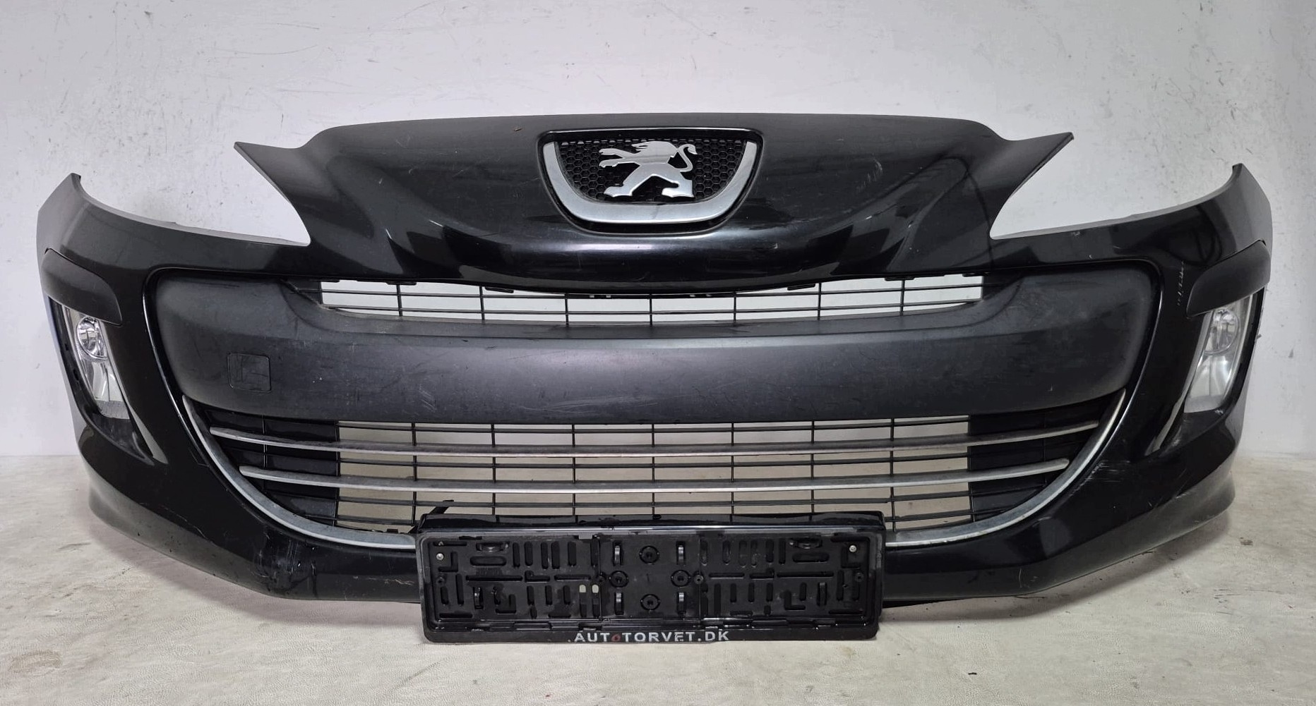 PEUGEOT 308 and T7 07-11 bumper front front 9680484677