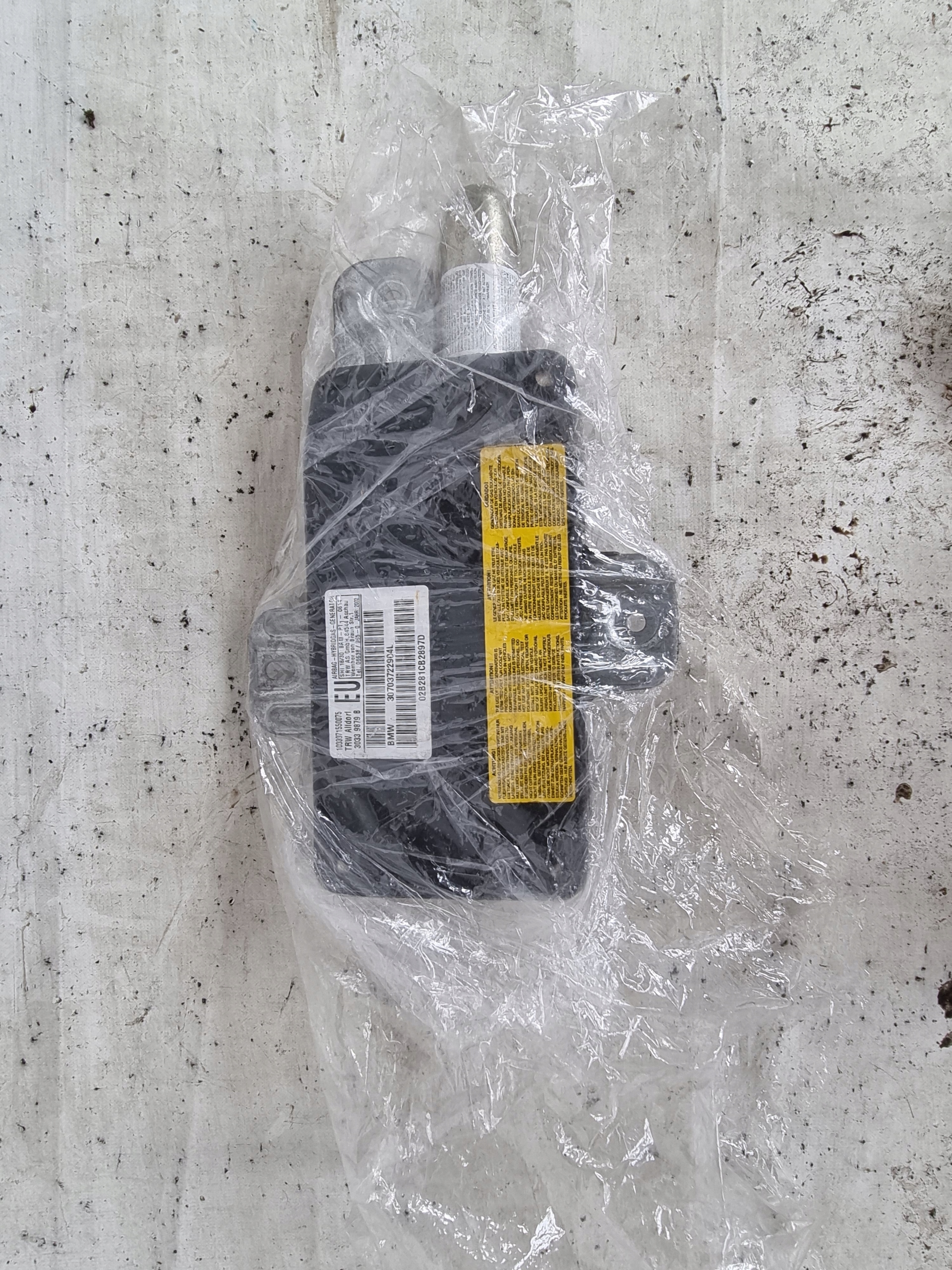 BMW E46 98-05 airbag door left front 30703722904L