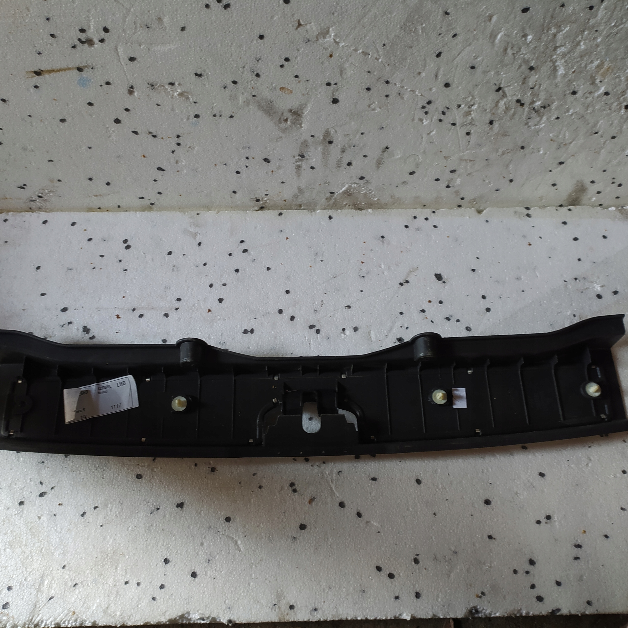 couverture seuil coffre OPEL SIGNUM 13101117