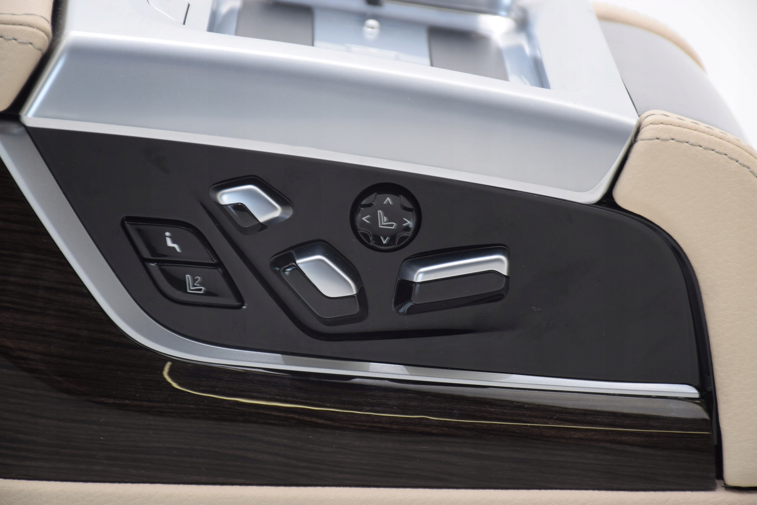 BMW 7 G12 кресла диван зад кожа электро