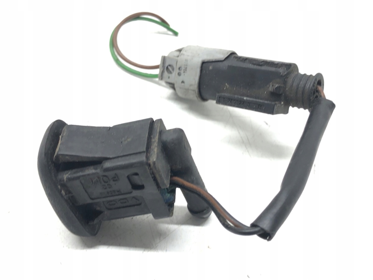 DYSZE SPRYSKIWACZY BMW E39 95-03 Producent części OEM